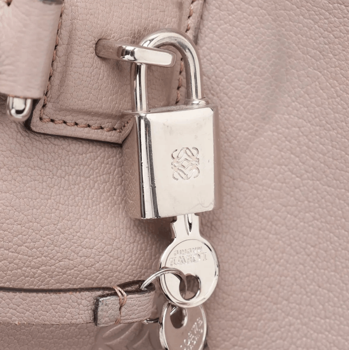 Loewe Amazona 28 Leather Handbag Size ONE SIZE - 15 Thumbnail