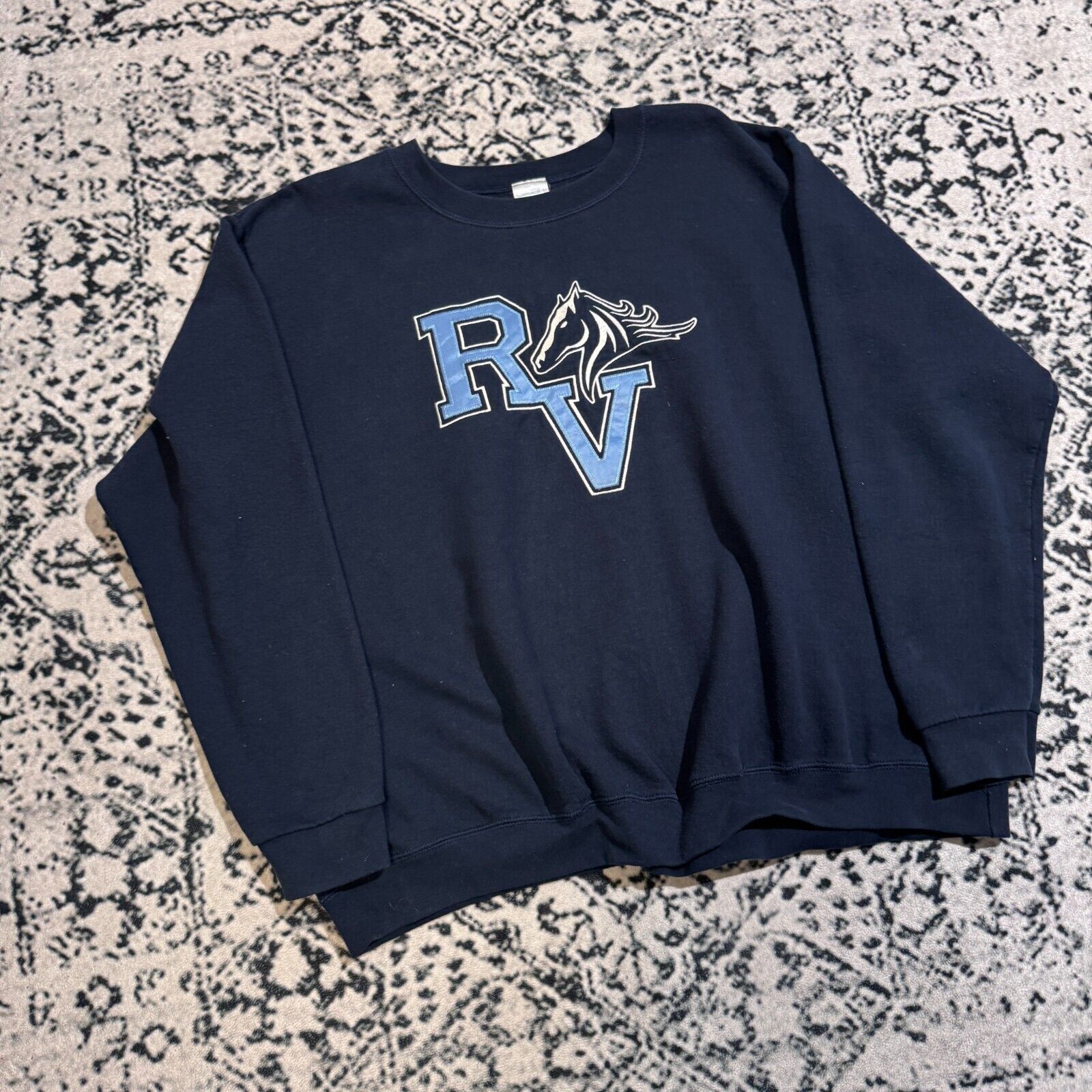 Gildan × Vintage Vintage Gildan Navy Cotton Crewneck Size L Y2K 90s Horse Size US L / EU 52-54 / 3 - 3 Thumbnail