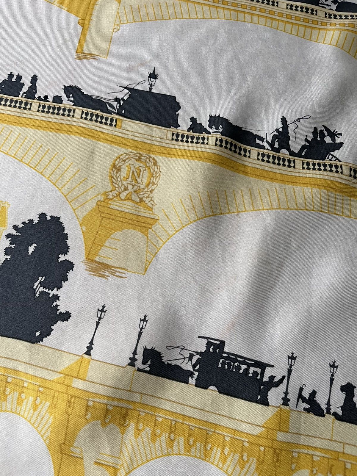 Hermes Hermes ''Le Ponts de Paris'' silk scarf yellow rare Size ONE SIZE - 7 Thumbnail