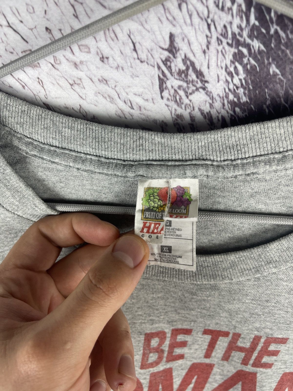 Fruit Of The Loom FOTL Vintage y2k man finds a wife he finds a good thing tee Size US XL / EU 56 / 4 - 9 Thumbnail