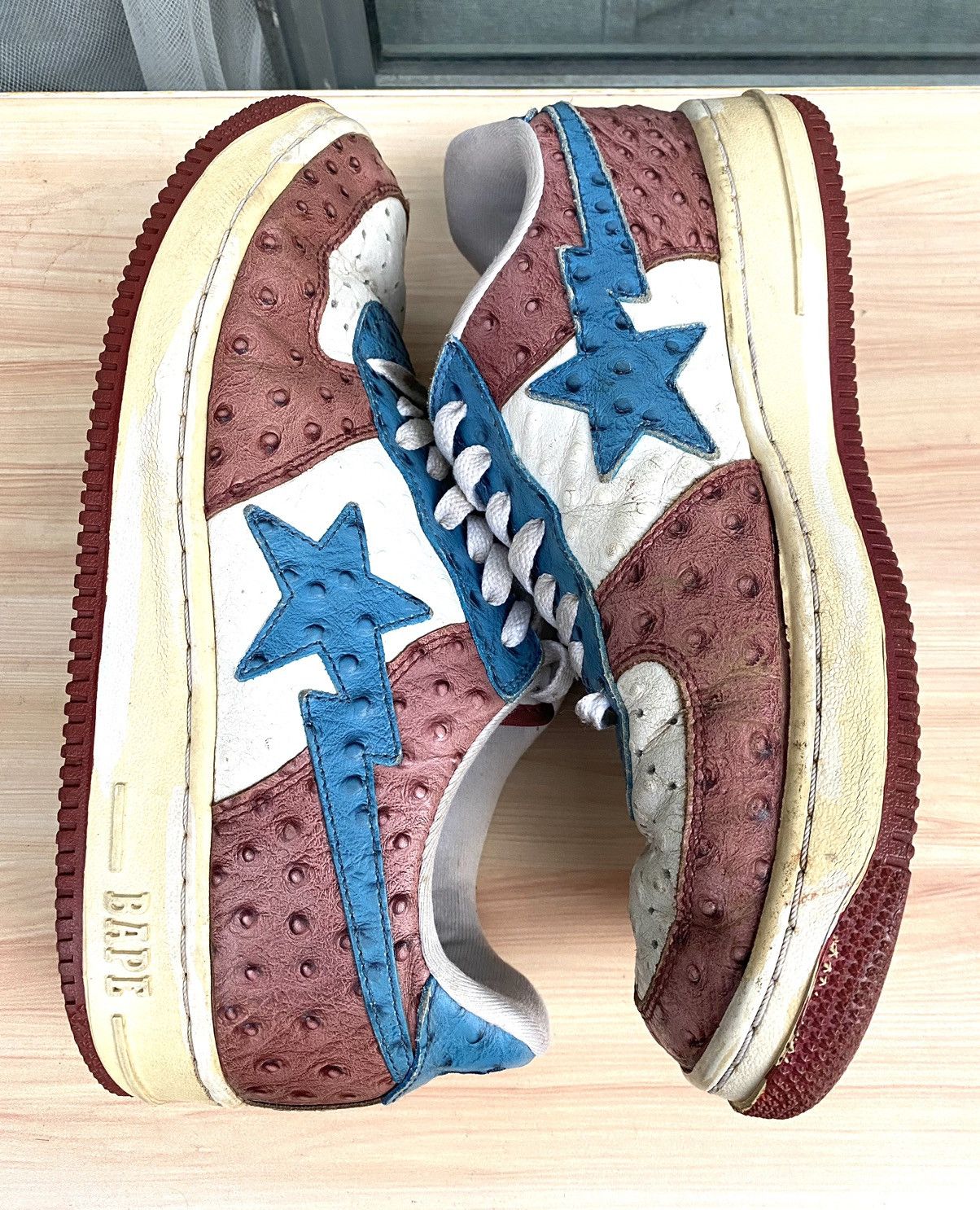 Bape Vintage rare OG Bapesta Ostrich Leather Nigo Era Size US 9.5 / EU 42-43 - 4 Thumbnail