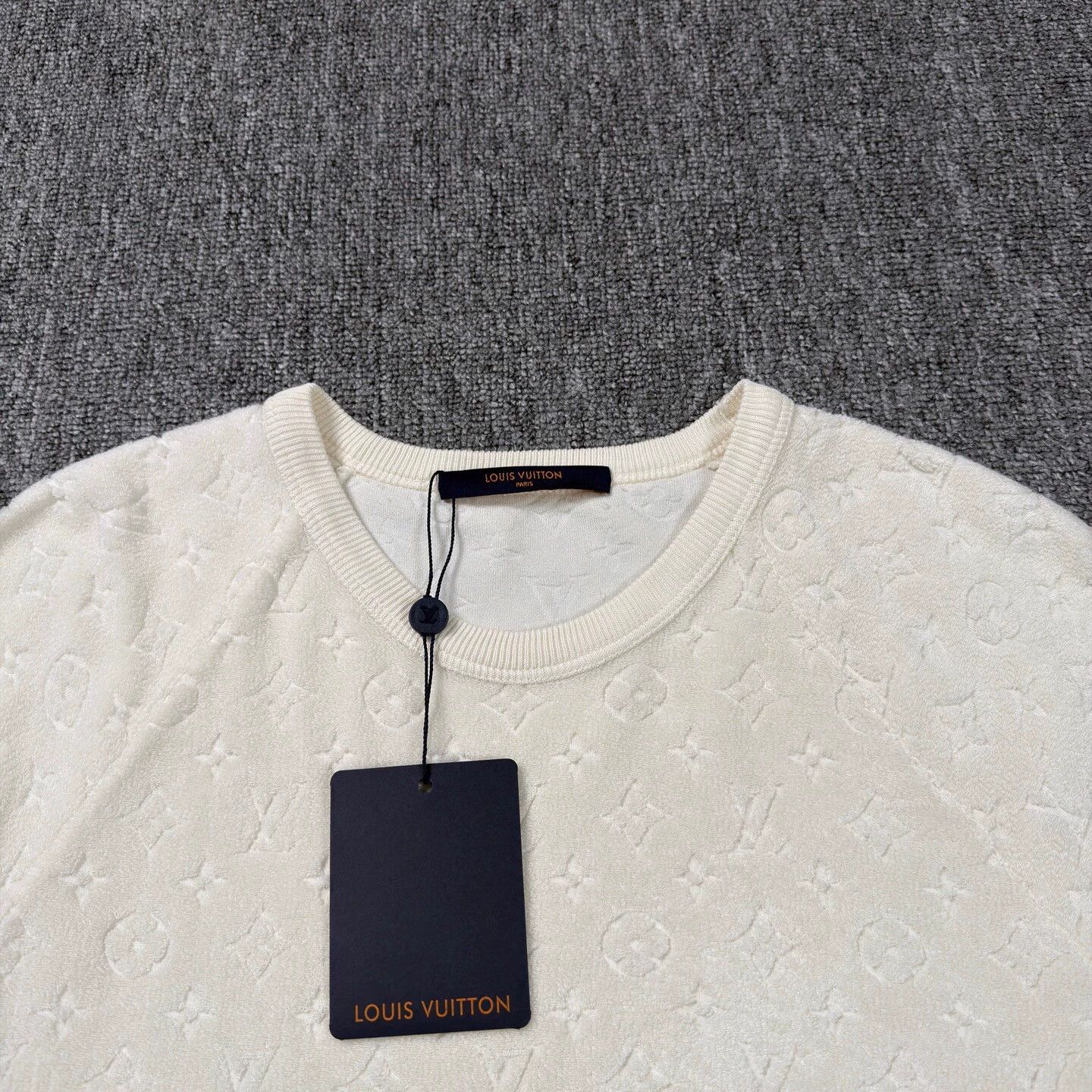 Louis Vuitton LV Beige AO Print Terry SS L Size US L / EU 52-54 / 3 - 3 Thumbnail