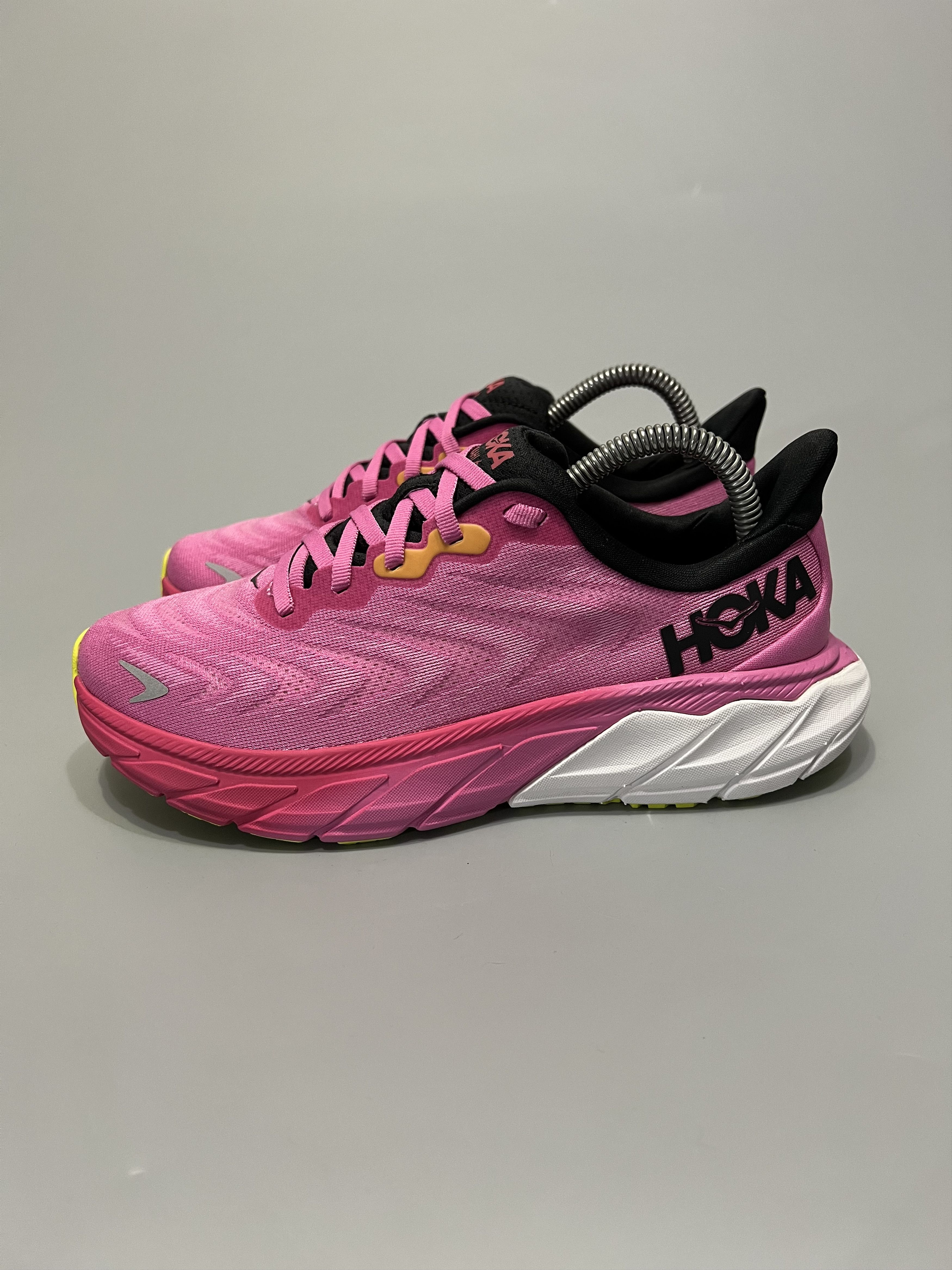 Hoka 7B Hoka One One Arahi 6 Running Shoes Walking Gym Size US 7 / IT 37 - 1 Thumbnail