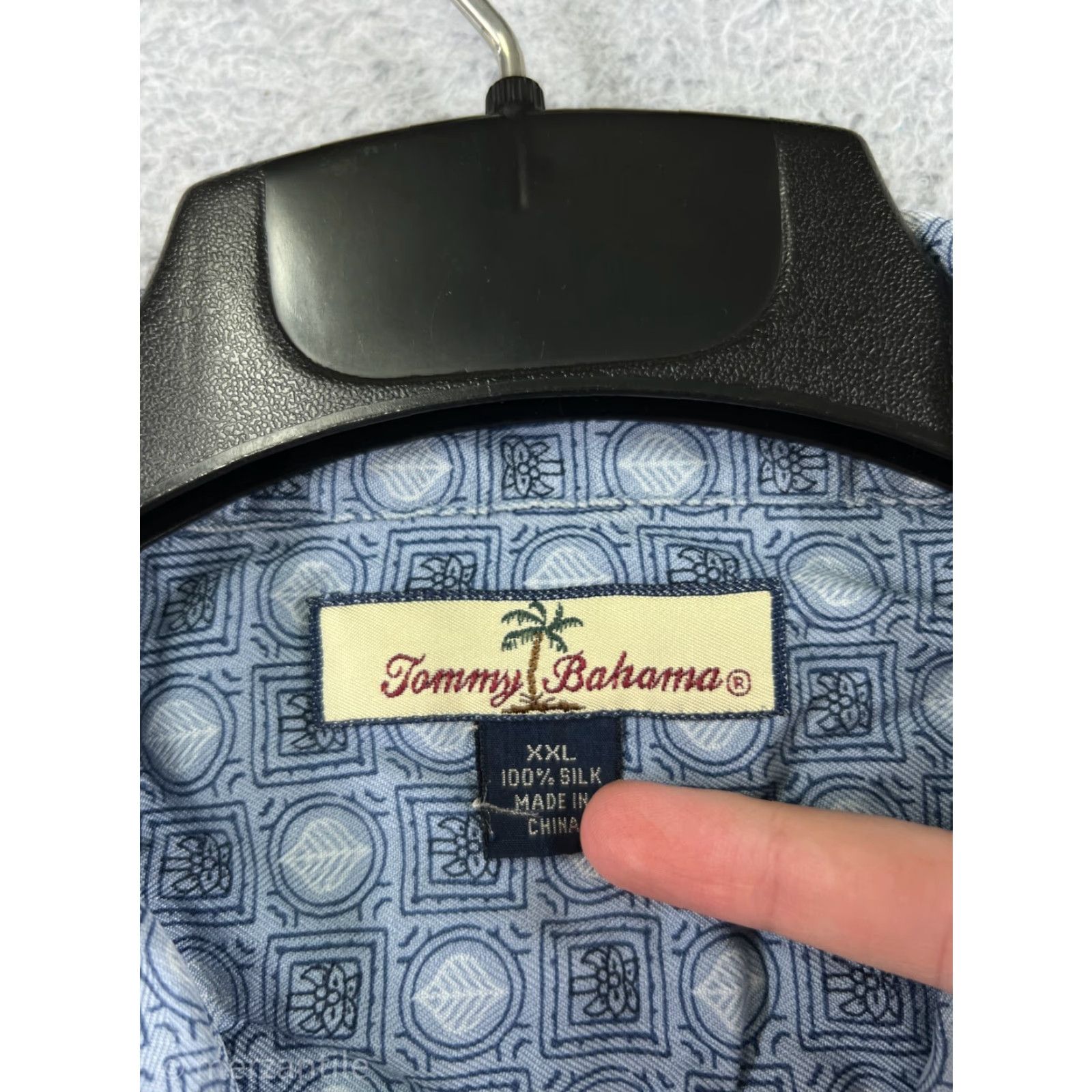 Tommy Bahama Tommy Bahama Shirt Mens 2XL Blue Leaf Silk Hawaiian Vacation Size US XXL / EU 58 / 5 - 3 Thumbnail