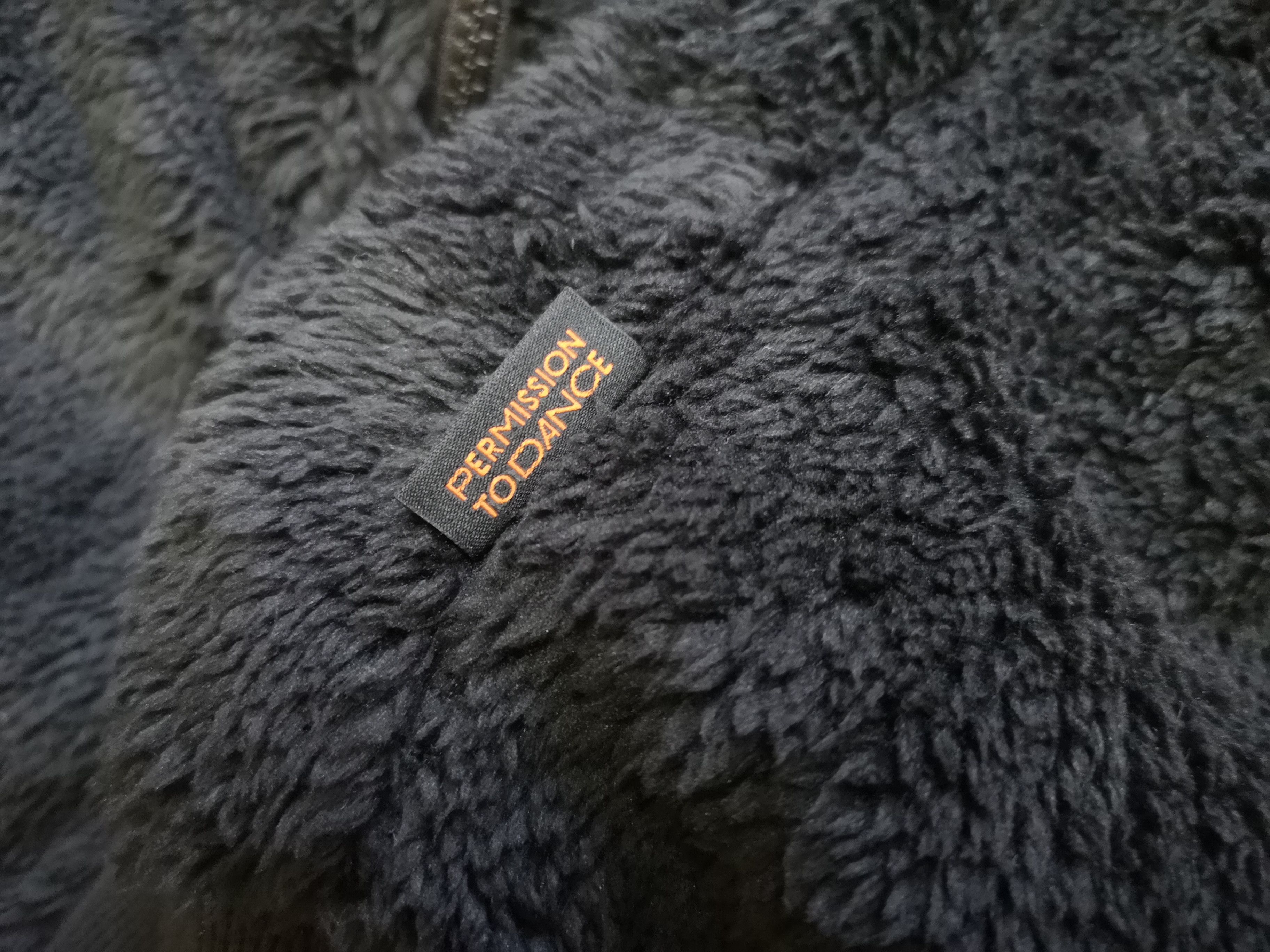 Other NWT BTS Permission To Dance - On Stage Fleece Zipped Hoodie Size US M / EU 48-50 / 2 - 8 Thumbnail