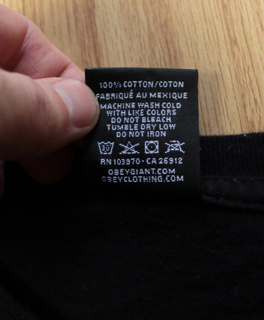 Obey 🔥 OBEY Problem Gambling RARE Avant Garde T Shirt Casino Y2K Size US L / EU 52-54 / 3 - 5 Thumbnail