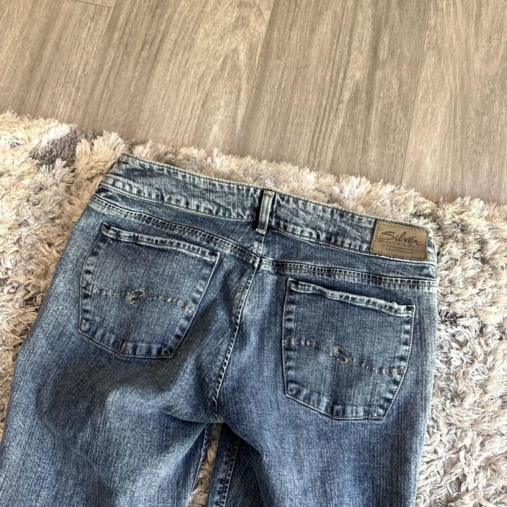 Silver Jeans Co. VINTAGE Silver Jeans Jeans Women's Blue Denim Embroidered Y2K Stretch Bootcut 32x33 Womens Size 24" / US 00 / IT 34 - 4 Thumbnail