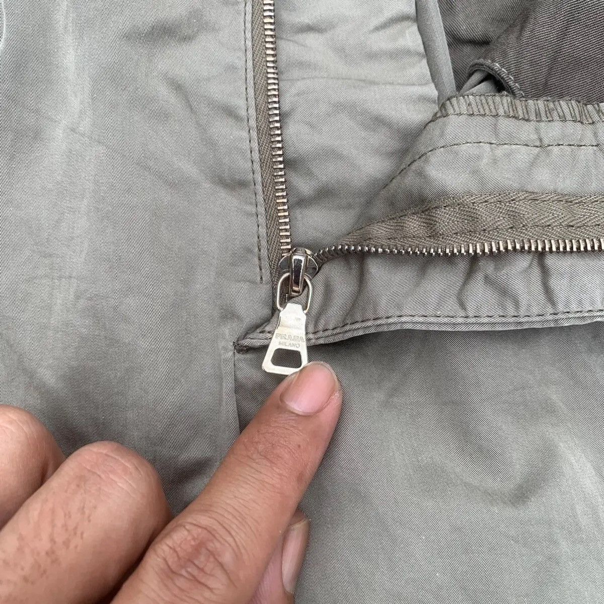 Designer × Prada × Vintage Prada W34 L33 Trousers Blank Designer Chino Pants Size US 34 / EU 50 - 9 Thumbnail