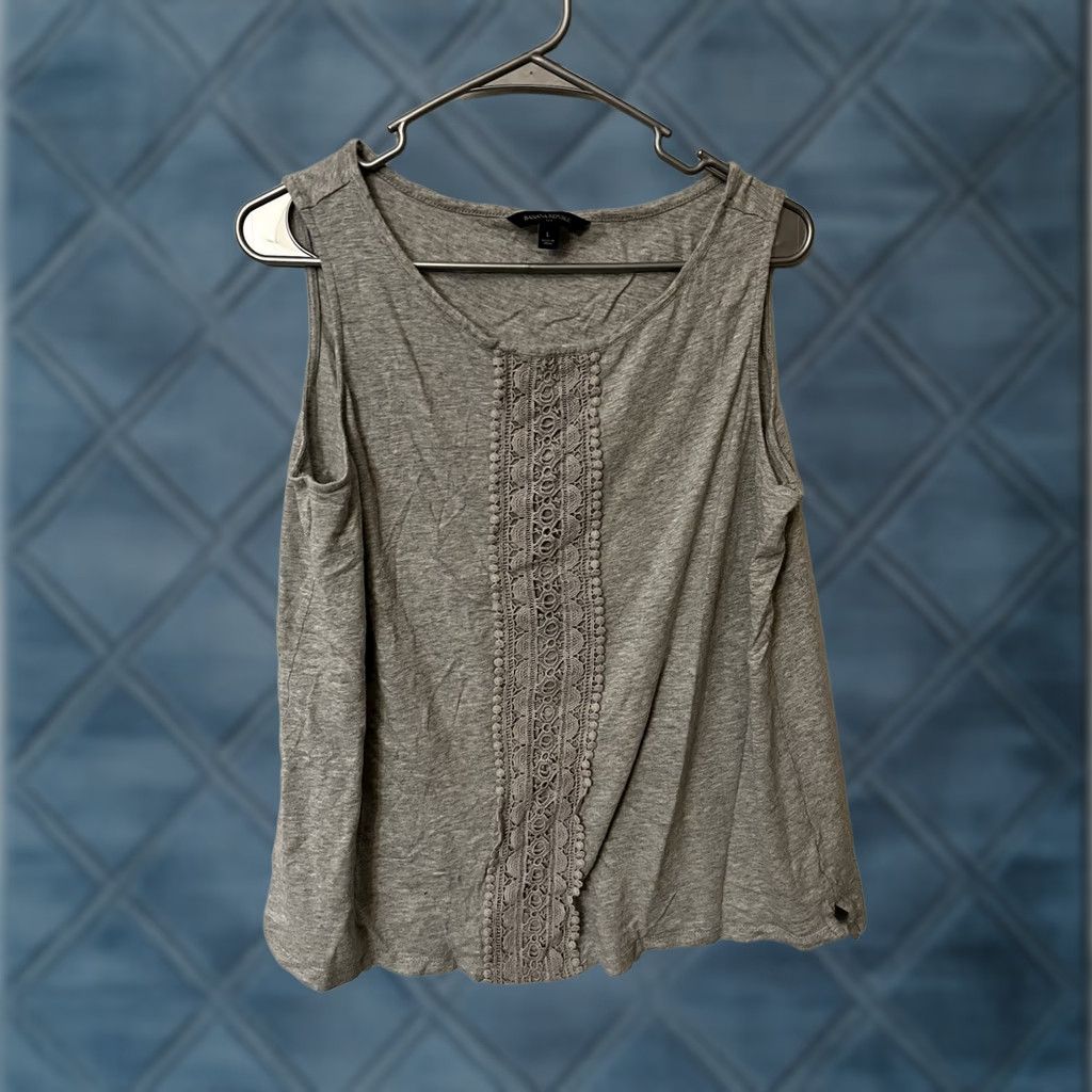 Banana Republic Womens Banana Republic Tank Top Sleeveless Gray Crochet Trim Size L Casual Modern 90s Womens Boys Girls Mens Size L / US 10 / IT 46 - 1 Thumbnail