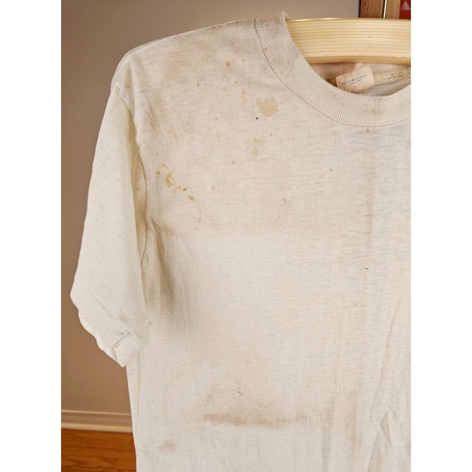 Vintage VINTAGE GRANTS WHITE T-SHIRT L Mens Short Sleeve Round Neck Cotton Logo Trashed Distressed 70's 70s LP Size US L / EU 52-54 / 3 - 2 Thumbnail