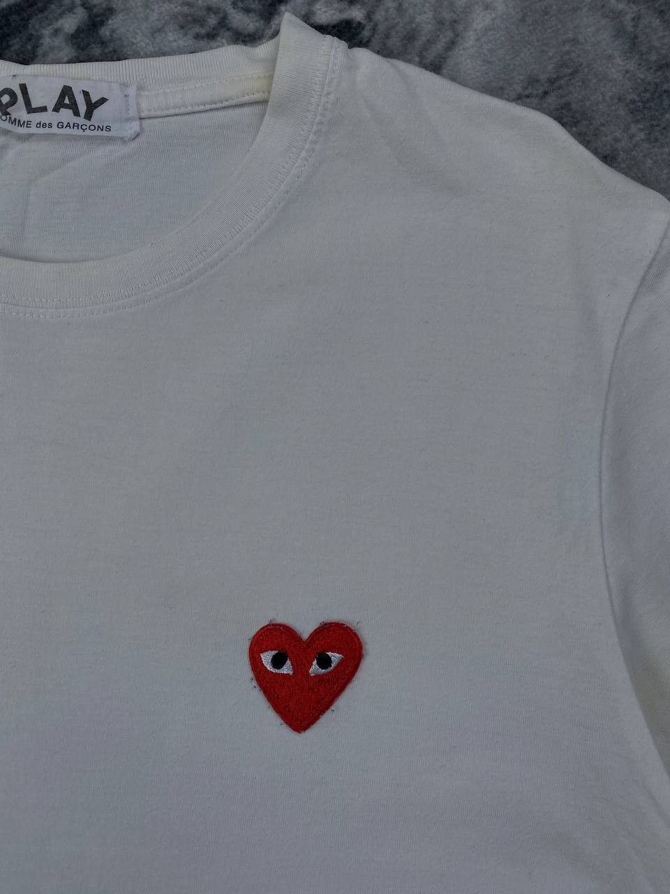 Comme des Garcons Comme des Garçons PLAY T Shirt Men Size M White Size US M / EU 48-50 / 2 - 10 Thumbnail