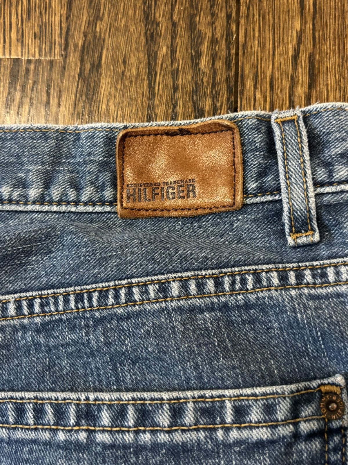 Tommy Hilfiger Vintage Tommy Hilfiger Denim - 36x32 Size US 36 / EU 52 - 5 Thumbnail