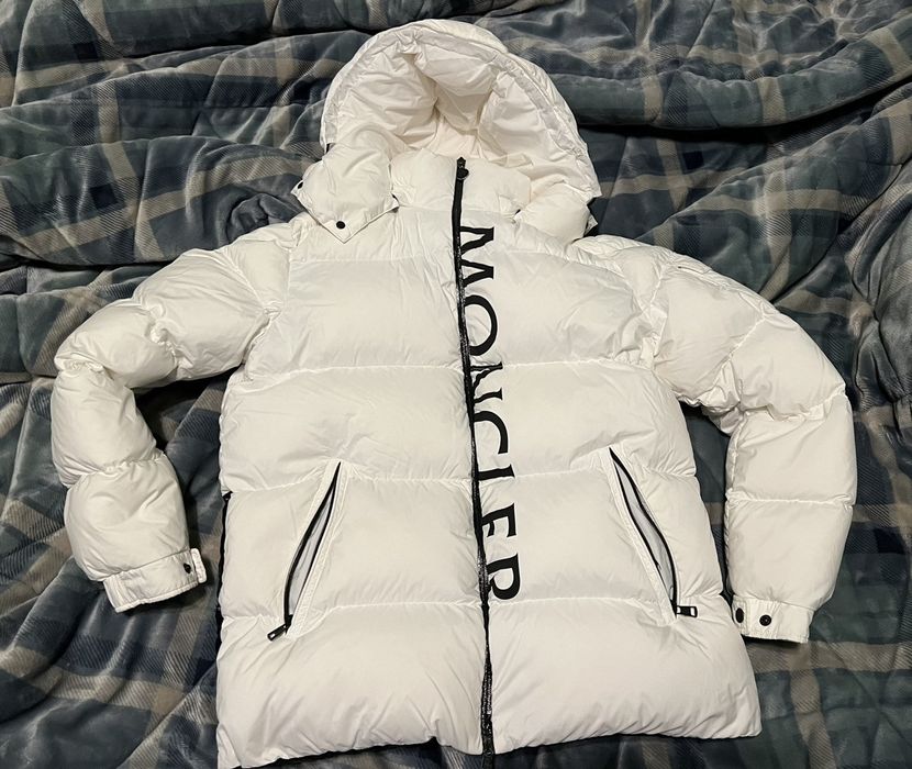 Maures moncler hot sale