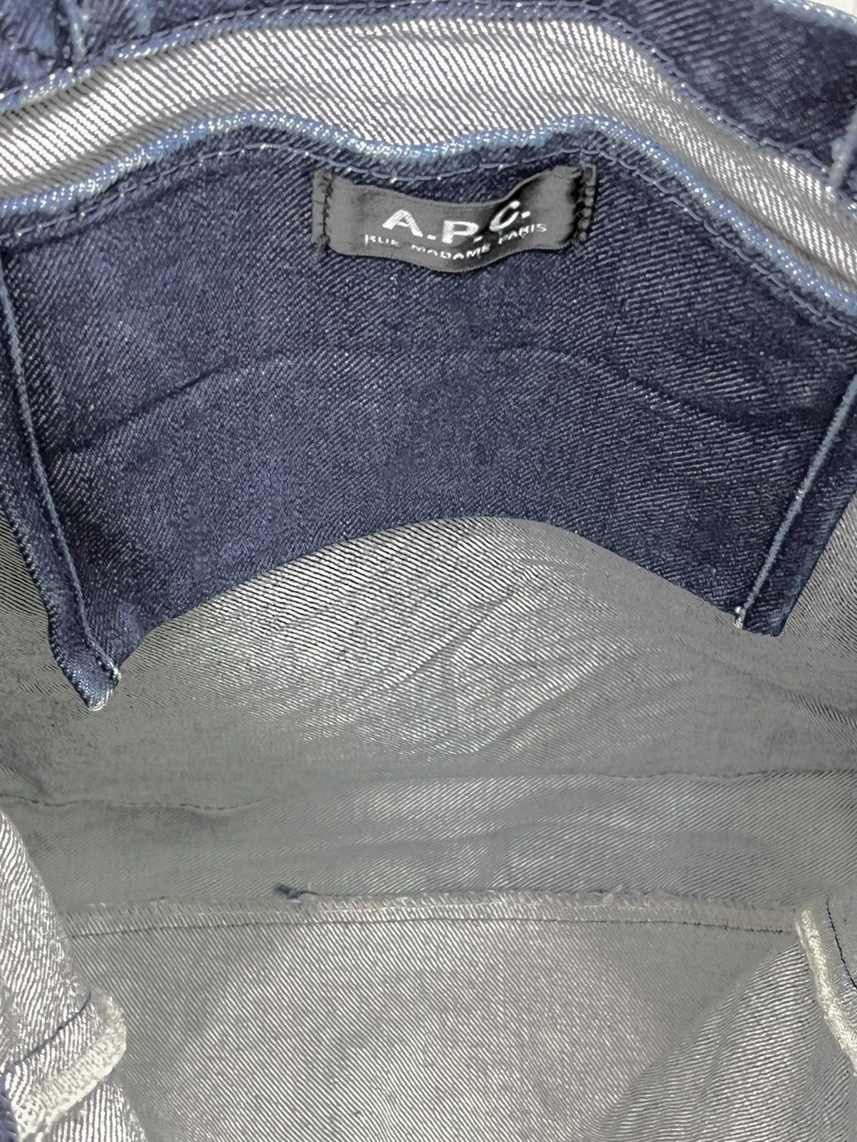 A.P.C. 🔥Vintage A.P.C RUE MADAME PARIS Distressed Denim Tote Bag Size ONE SIZE - 6 Thumbnail
