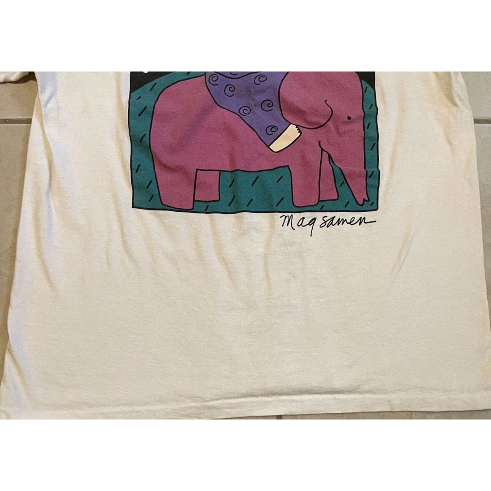 Vintage VINTAGE 90s Reach For A Star Faded Abstract Art Shirt M Sandra Magsamen Elephant White M Short Sleeve Graphic Tee Mens Size US M / EU 48-50 / 2 - 4 Thumbnail