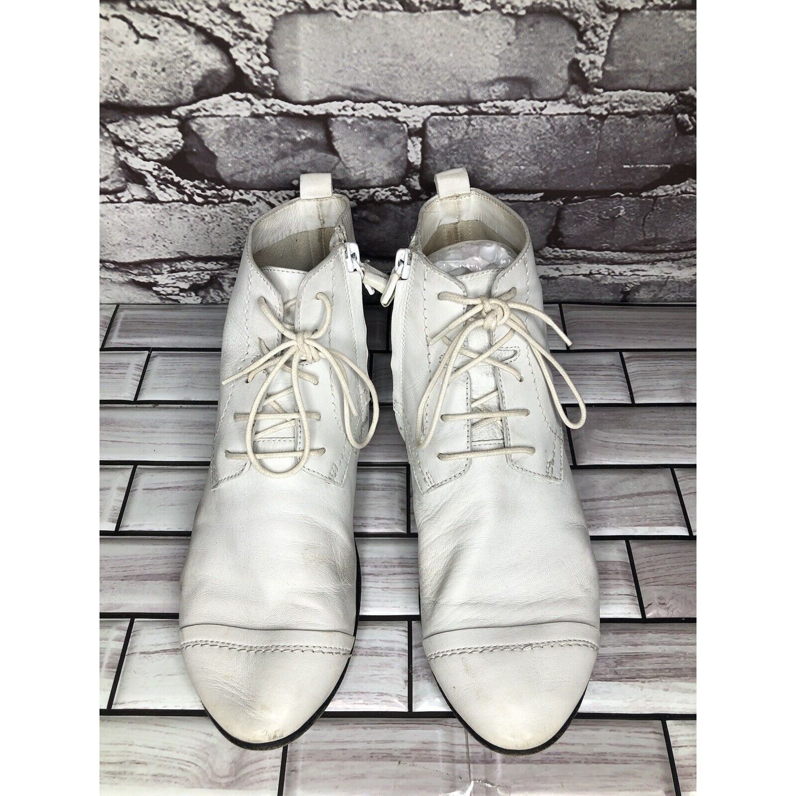 Costume National Costume National White Leather Side Zip Lace Up Ankle Boots Size US 6.5 / IT 36.5 - 20 Thumbnail