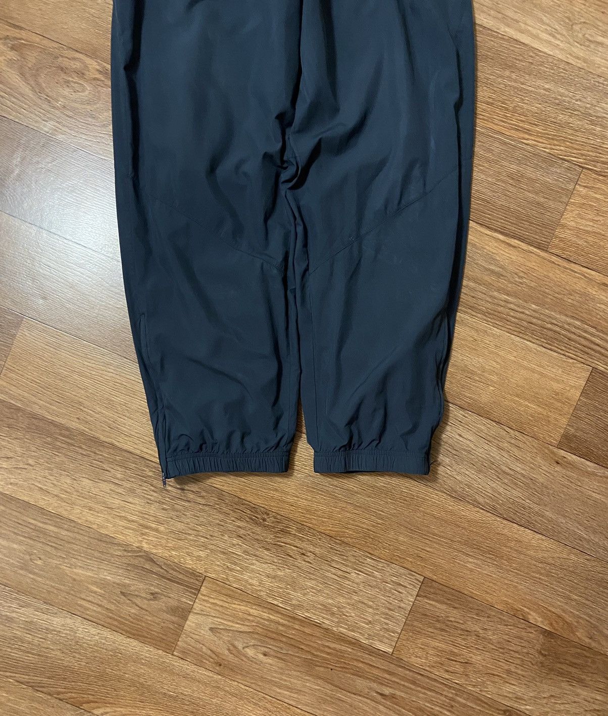 Nike Vintage Nike Embroidered Logo Baggy Pants Size US 32 / EU 48 - 3 Thumbnail