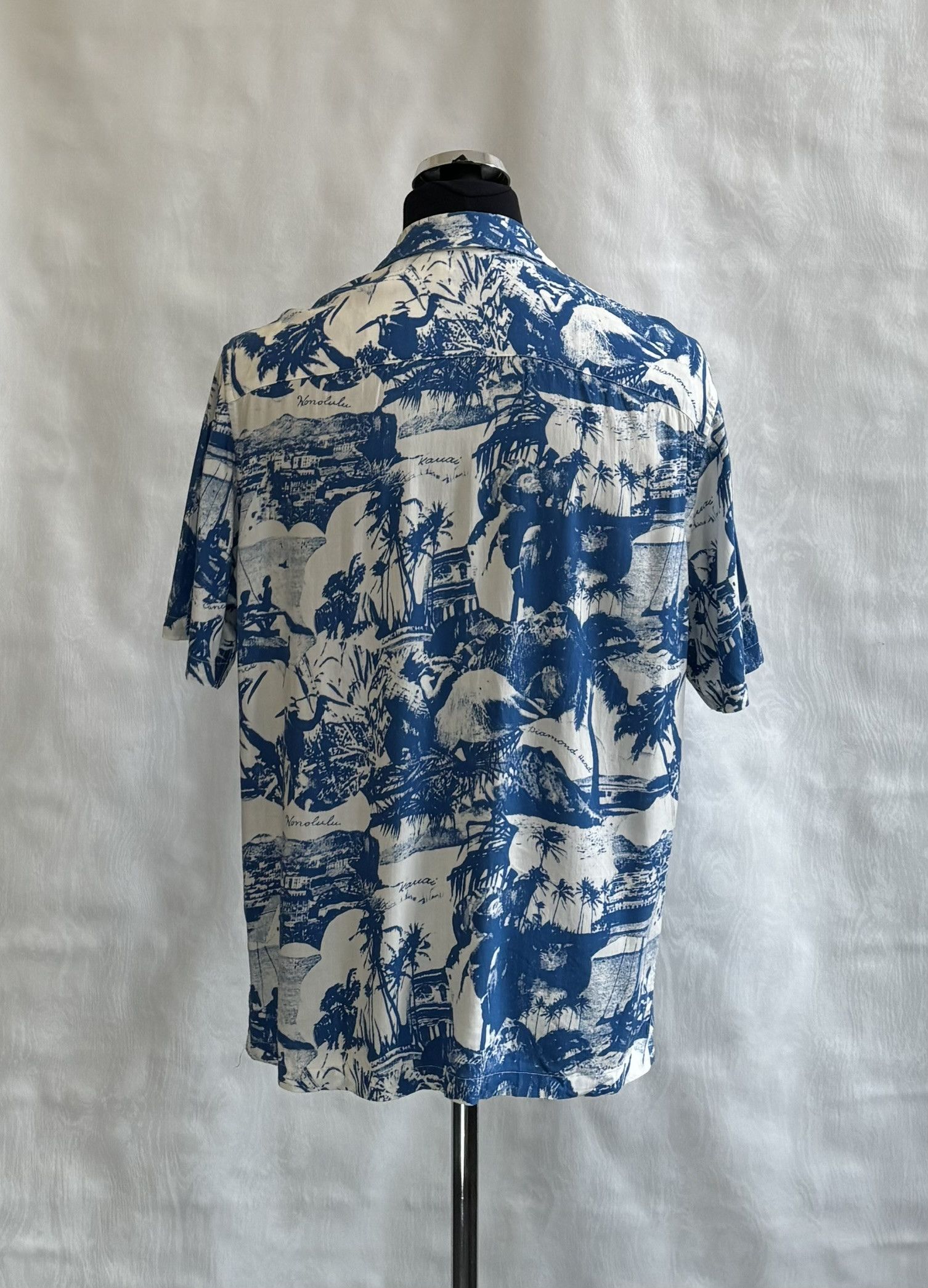 Allsaints Allsaints Hawaiian shirt size. S fit M/L Size US S / EU 44-46 / 1 - 2 Thumbnail