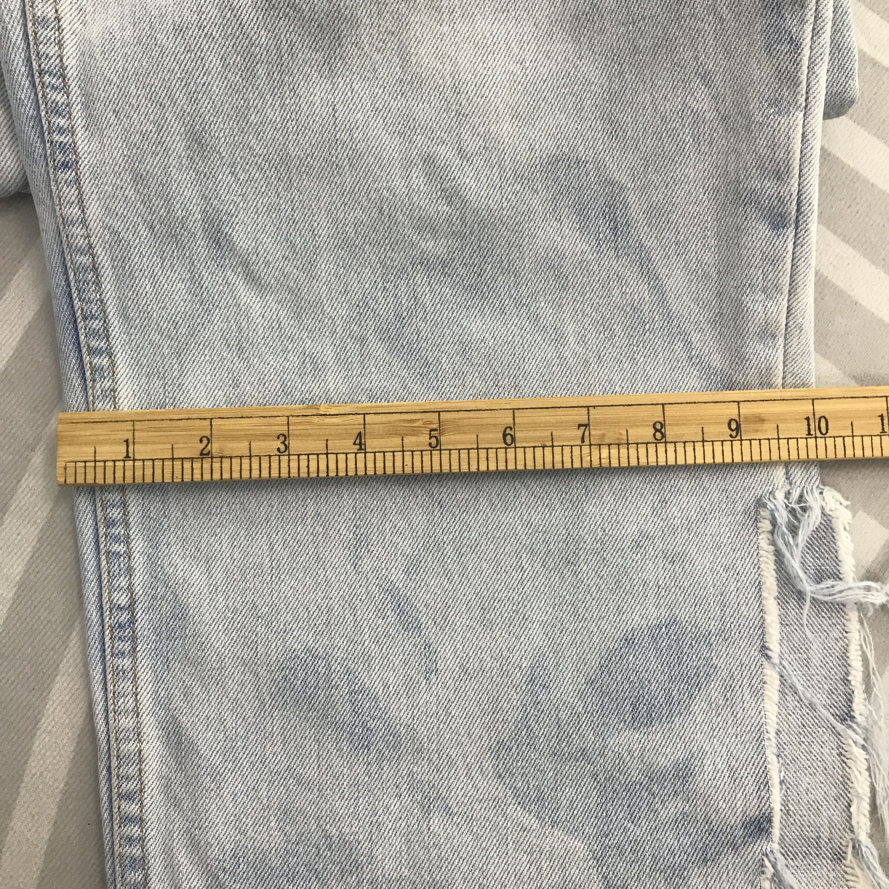 Levi's × Vintage Vintage Levi's Baggy Denim Distressed jeans pants Size US 33 - 10 Thumbnail