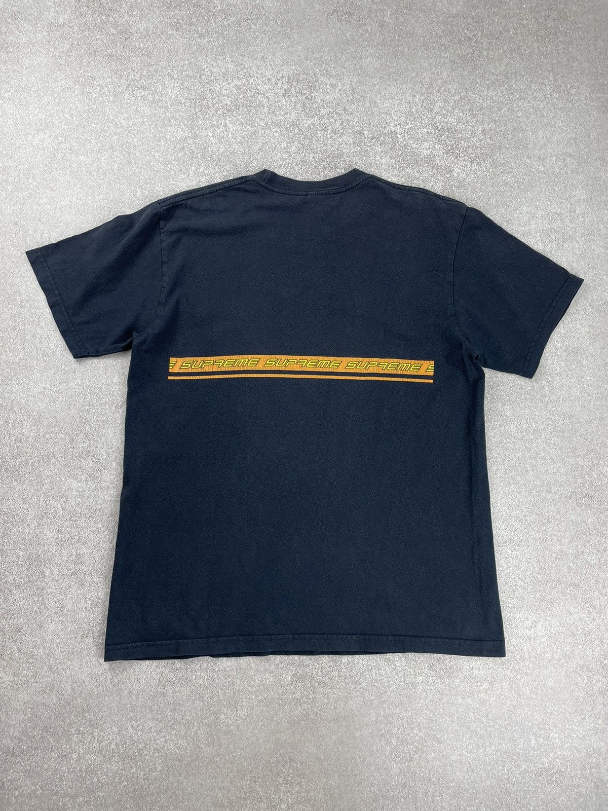 Supreme Supreme Logo Tee T-shirt Size US M / EU 48-50 / 2 - 8 Thumbnail