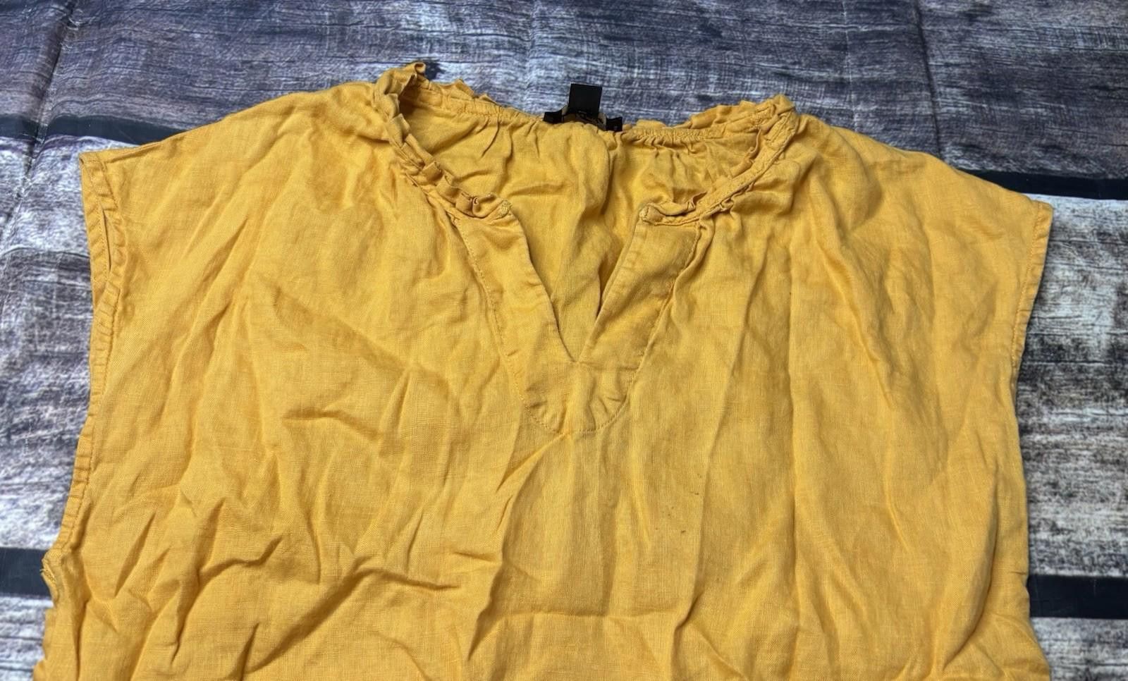 Lord & Taylor Lord & Taylor Top Womens Large Linen Yellow V-Neck Size L / US 10 / IT 46 - 4 Thumbnail