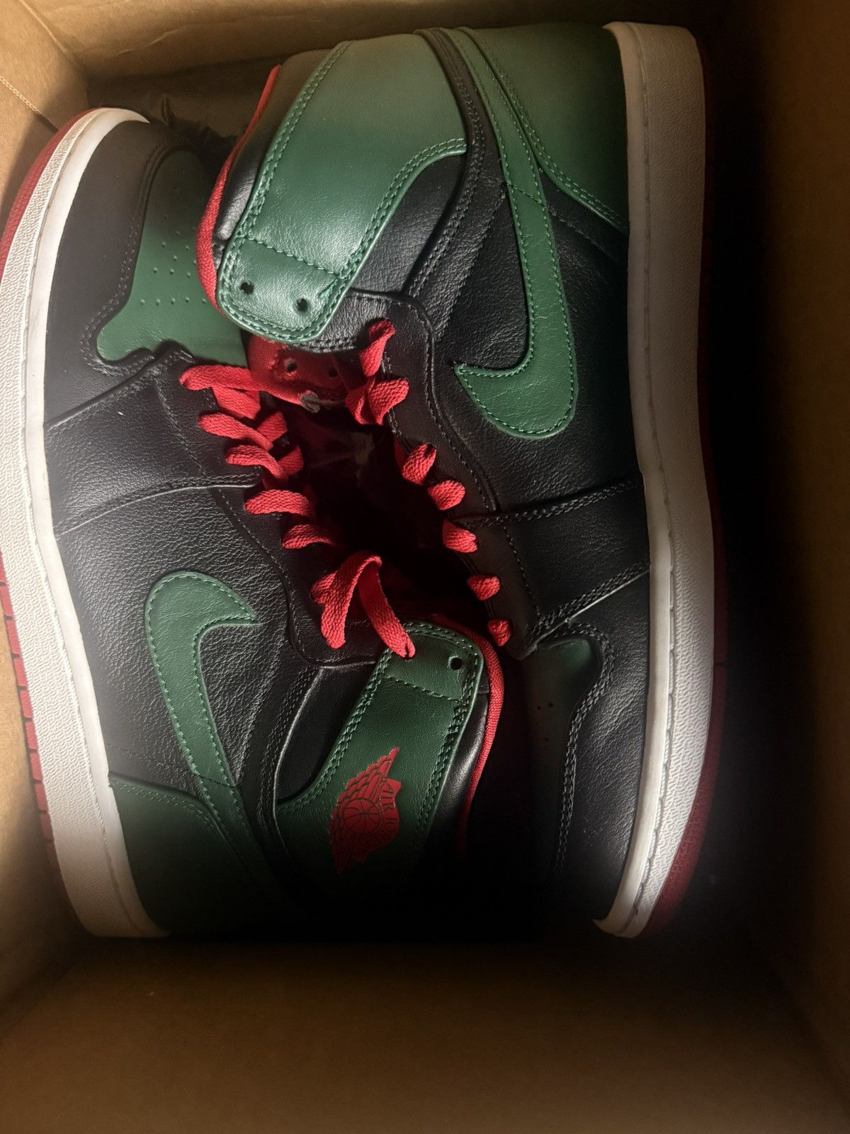 Jordan Brand Jordan 1 Retro OG Sz 12.5 Men’s 2012 Gucci ColorWay Edition Size US 12.5 / EU 45-46 - 1 Thumbnail