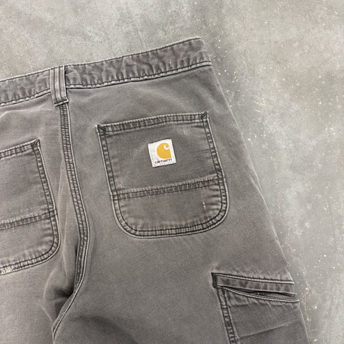 Carhartt × Vintage VTG Fucked Up Carhartt Paint Splatter Distressed Work Pants Size US 30 / EU 46 - 15 Thumbnail