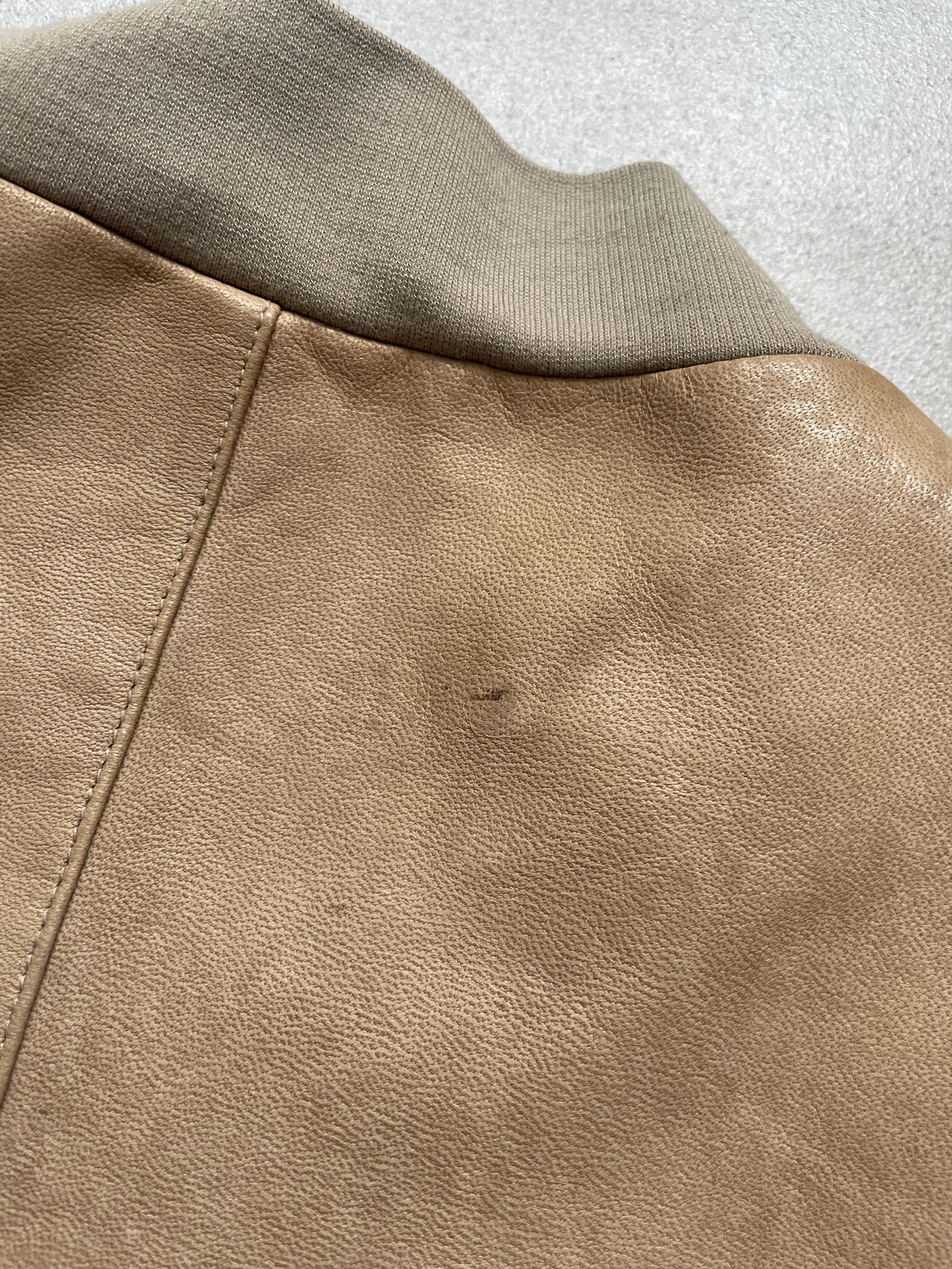 Armani Collezioni ARMANI COLLEZIONI BEIGE SLIM FIT SOFT LEATHER BIKER JACKET Size US L / EU 52-54 / 3 - 9 Thumbnail