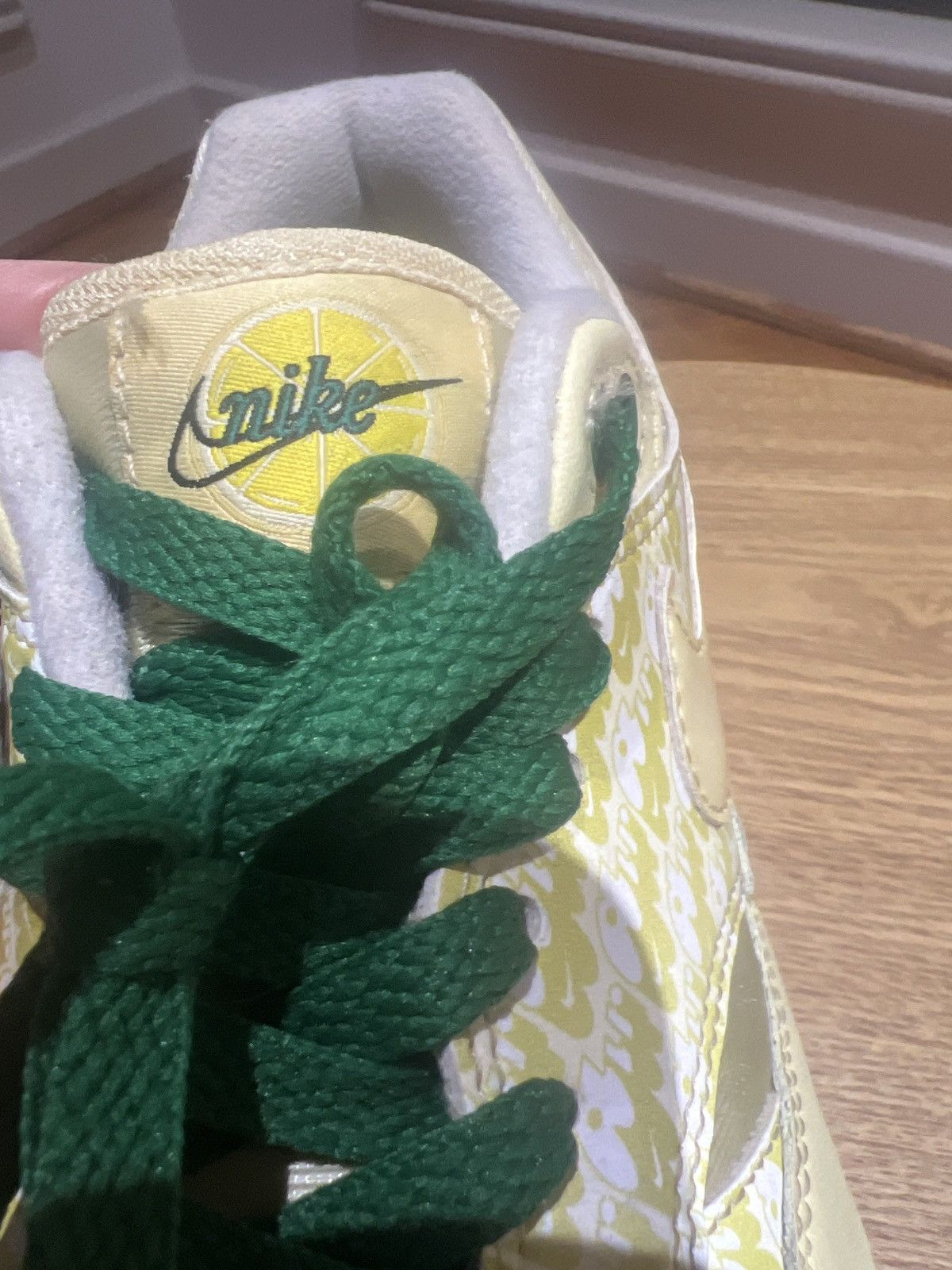 Nike Nike Air Max 1 Lemonade (2020) Size US 8 / EU 41 - 2 Thumbnail