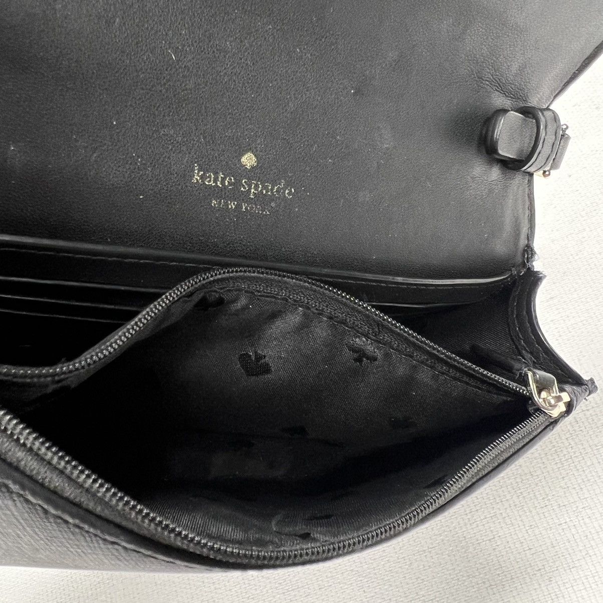 Kate Spade Kate Spade Cross Body Wallet Black Clutch Bag Black Flap Size ONE SIZE - 12 Thumbnail