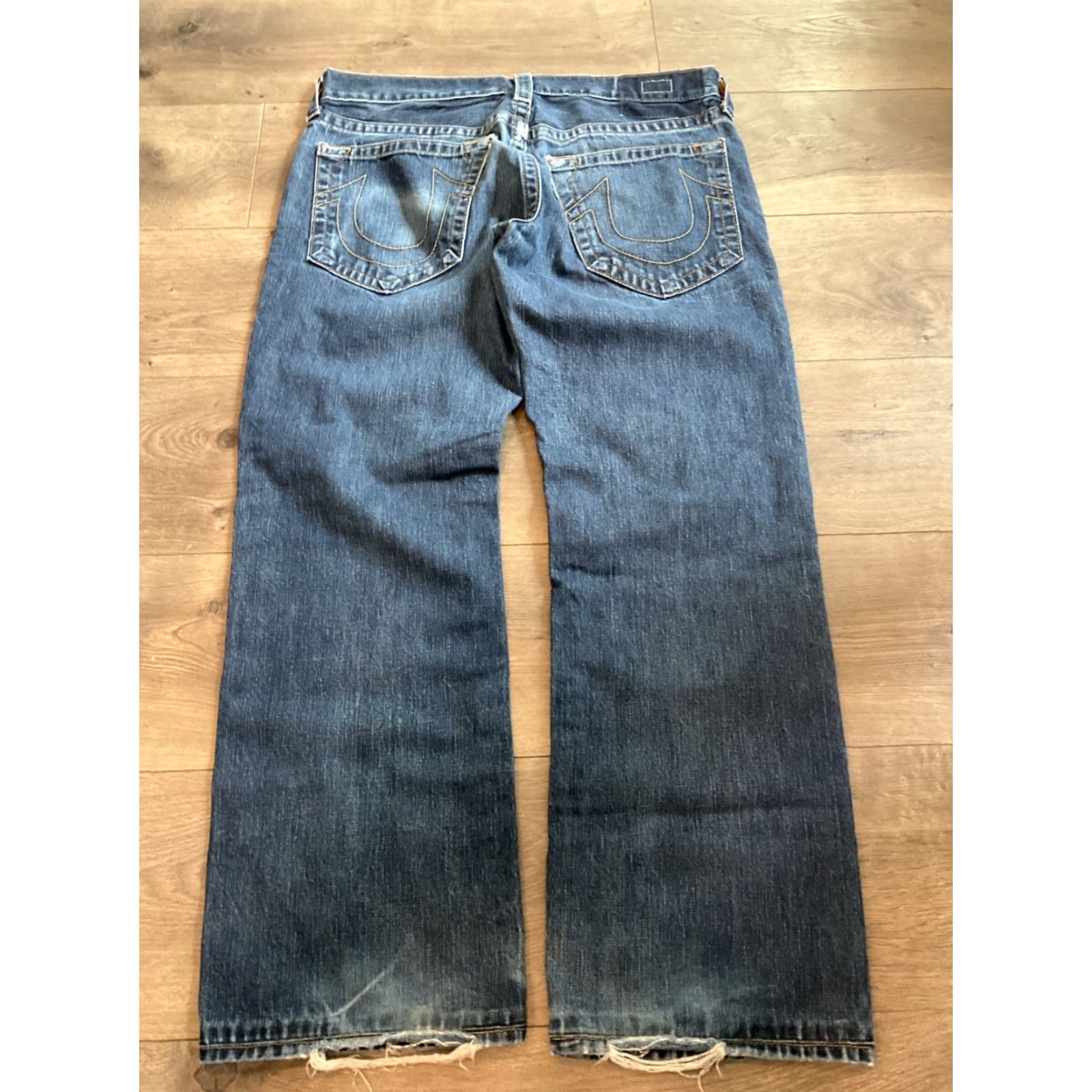 True Religion True Religion Jeans Ricky Relaxed Straight Mens 33 Inseam 34 Blue Denim Cotton 5-Pocket Logo Zipper Closure Size US 33 - 6 Thumbnail