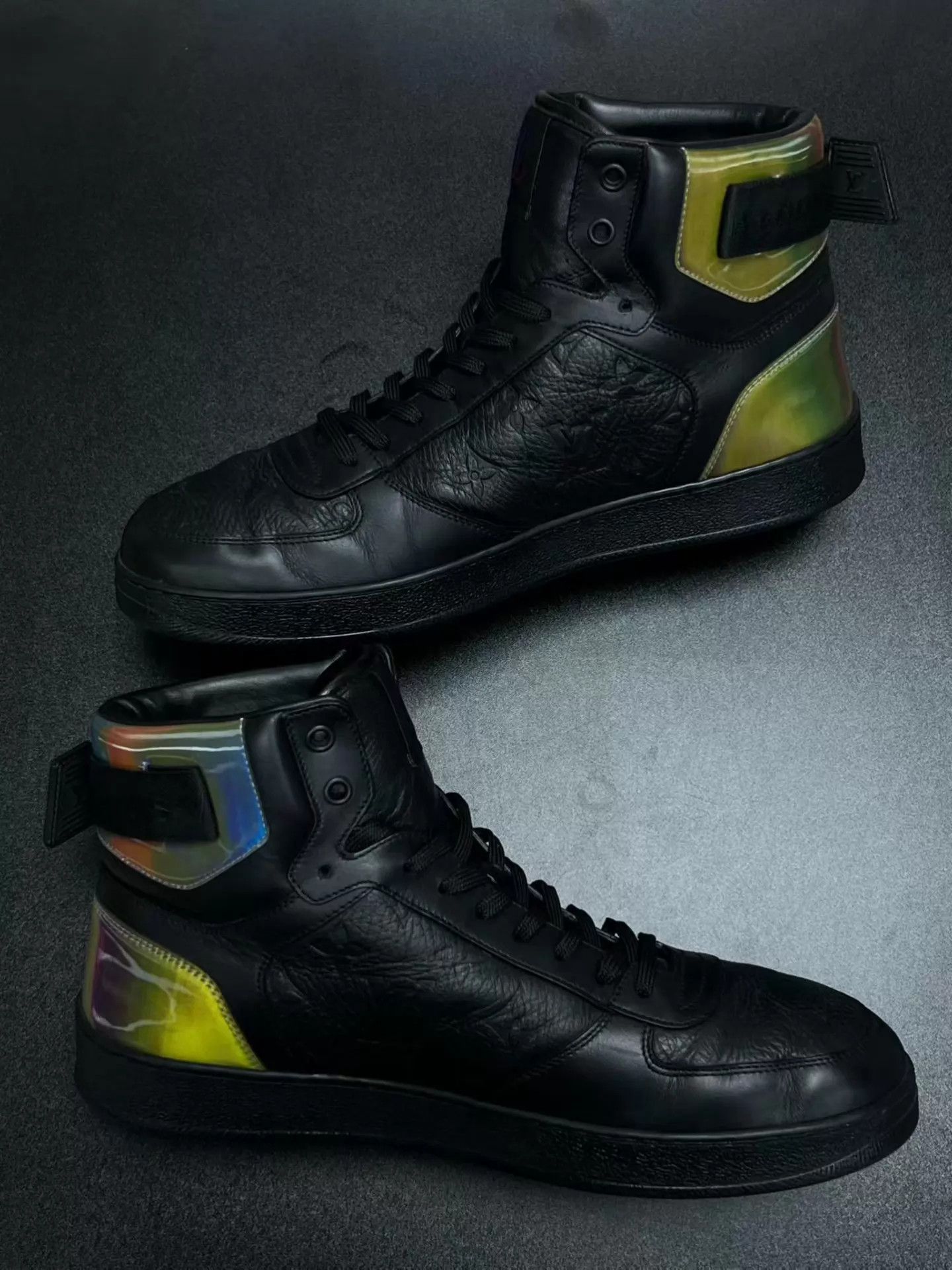 Louis Vuitton LV RIVOLI Monogram high-top black size 42 Size US 9 / EU 42 - 6 Thumbnail