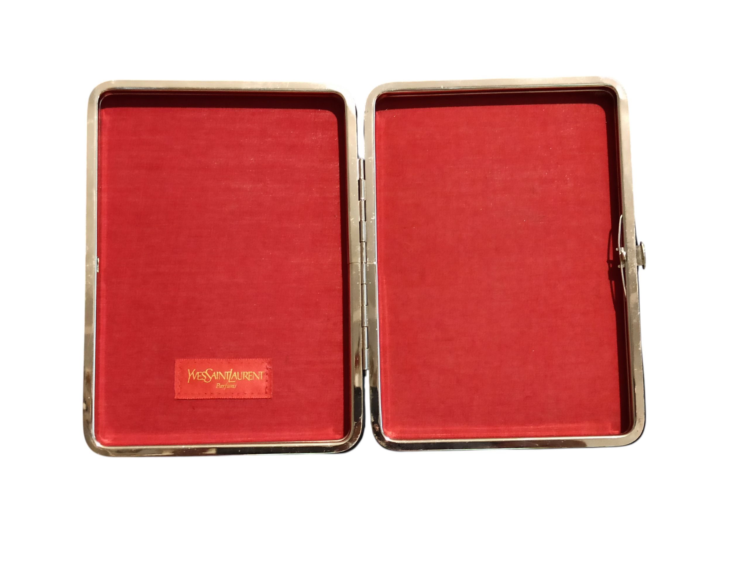 Yves Saint Laurent YSL Vintage Women’s Patent Leather Clutch / Makeup Case Size ONE SIZE - 7 Thumbnail