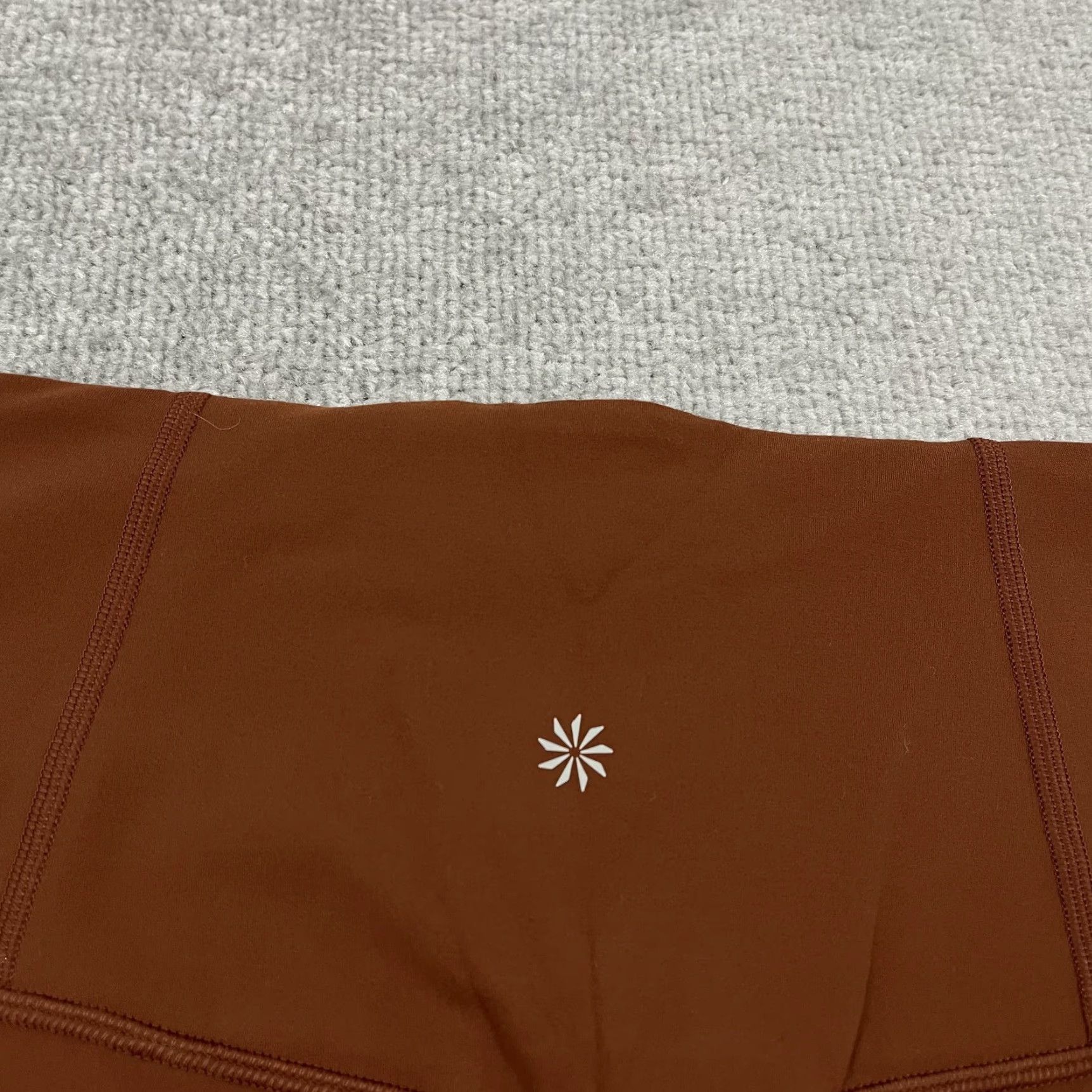Athleta Athleta Woman Leggings Elation Split Flare Pant Orange 32" Inseam/36" (Size S) Lounge Gym Yoga Activewear Size 28" / US 6 / IT 42 - 4 Thumbnail