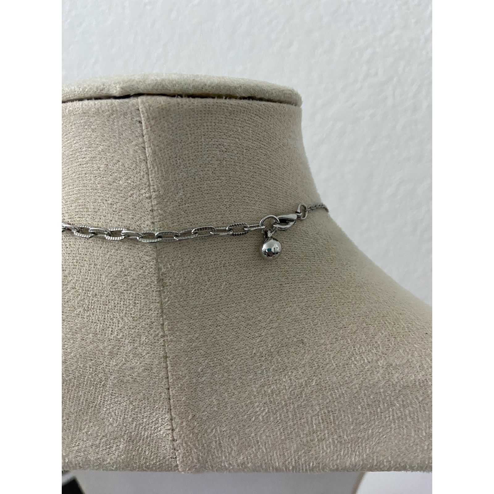 Other Black bead chain bib, necklace, silver tone Size ONE SIZE - 3 Thumbnail