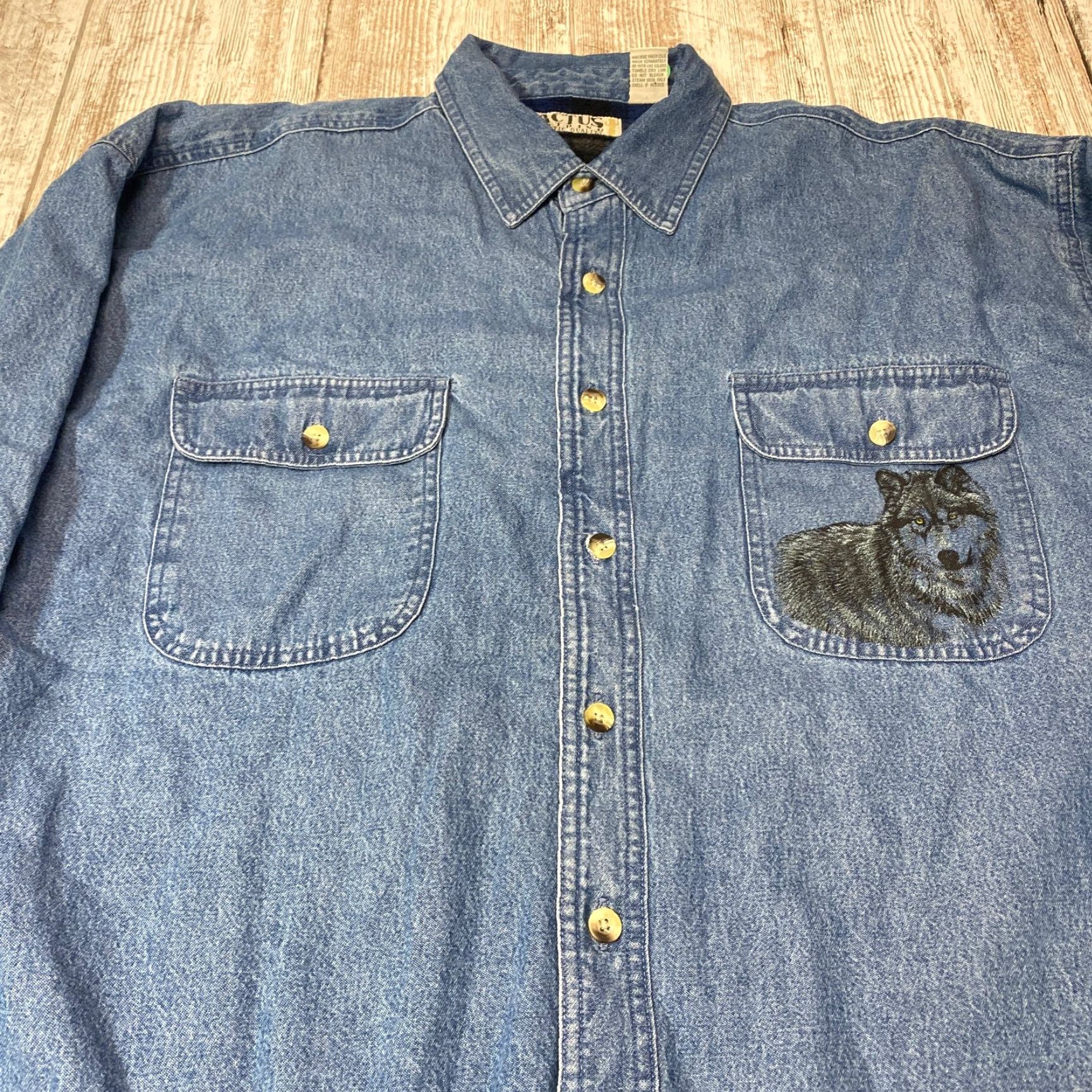 Vintage VINTAGE Cactus Clothing Denim Shirt Shacket Wolves Fleece Lined 2XL Blue Long Sleeve Shirt Jacket Mens Size US XXL / EU 58 / 5 - 6 Thumbnail