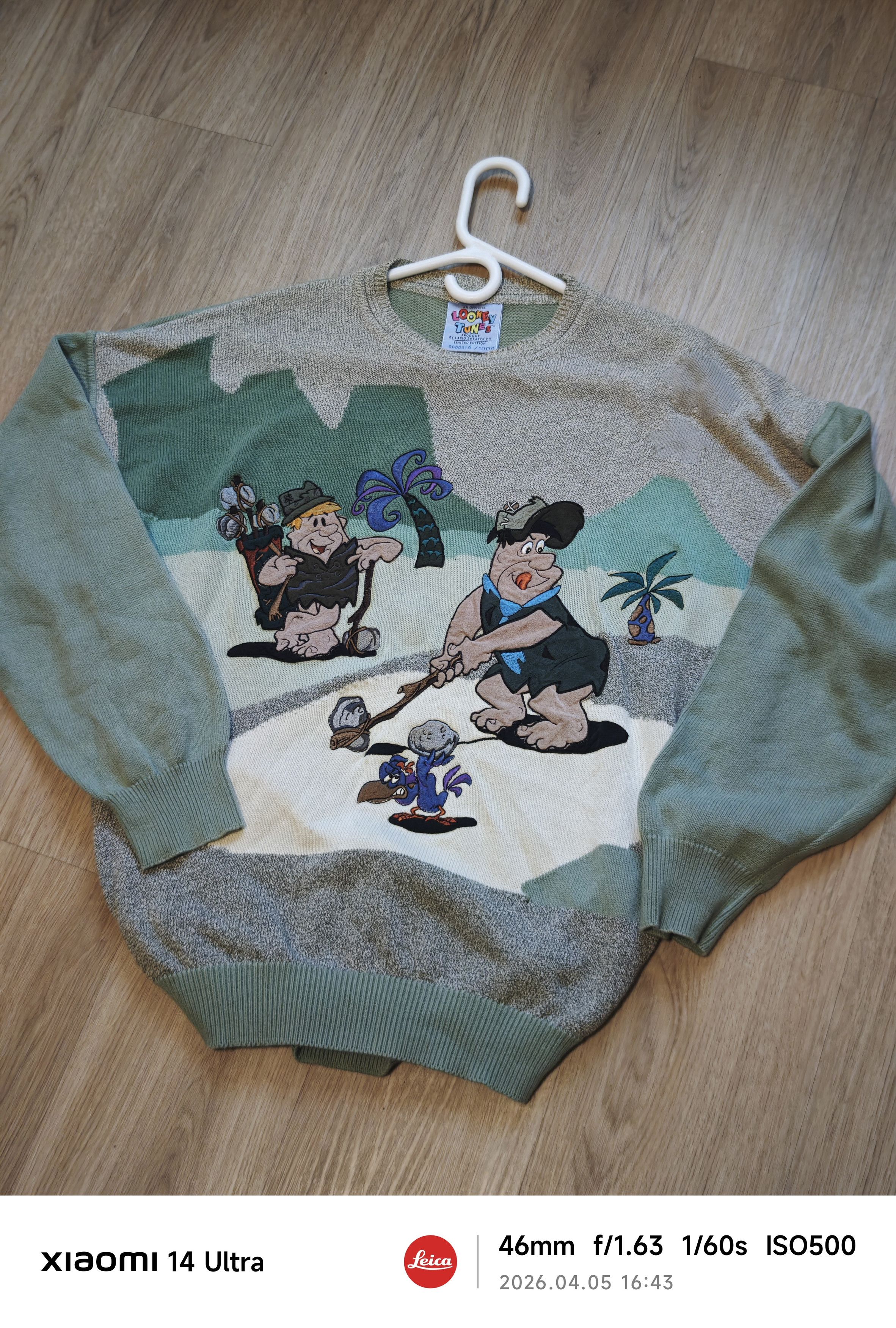 Other Rare Looney Tunes x Flintstones Limited Edition Sweater Size US L / EU 52-54 / 3 - 1 Thumbnail