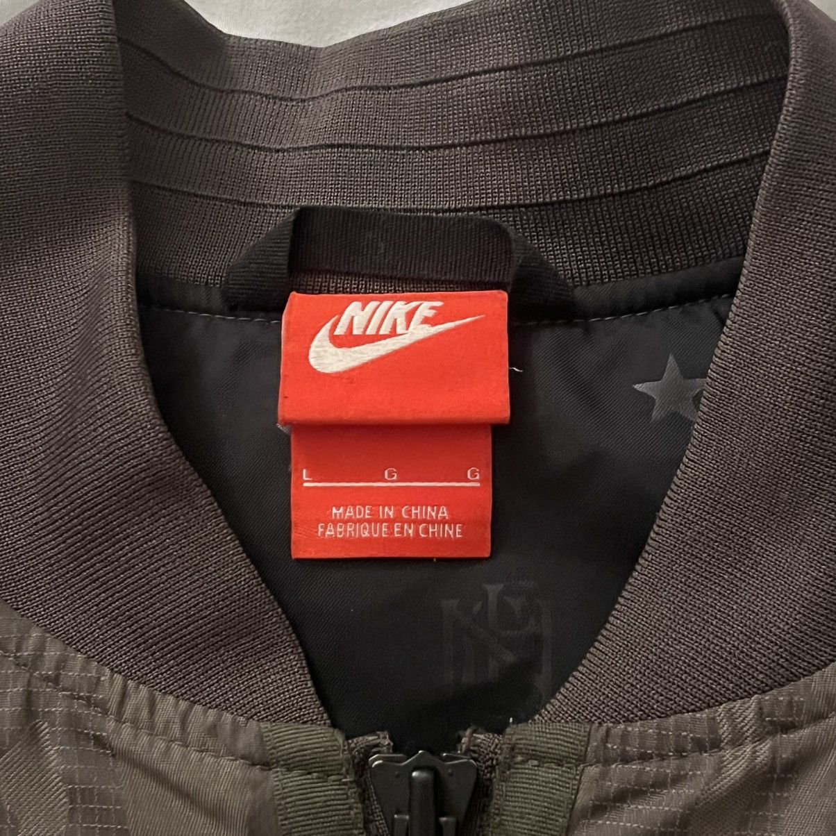Nike NIKE F.C. BOMBER JACKET N98 CARGO CAMO KHAKI SIZE LARGE Size US L / EU 52-54 / 3 - 5 Thumbnail