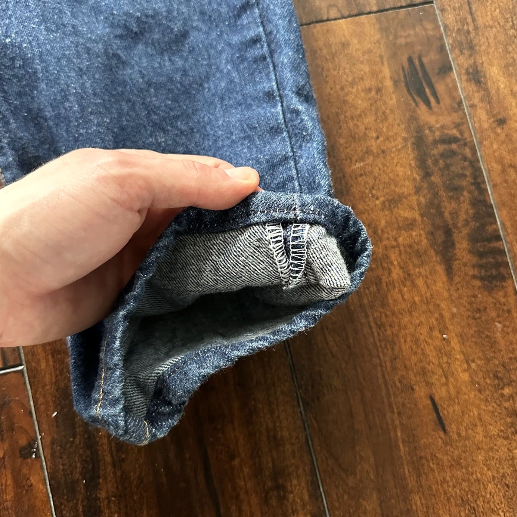 Levi's VINTAGE Levi's 501 High Waist Button Fly Jeans 28x31 Blue Denim 90s Womens Size 28" / US 6 / IT 42 - 5 Thumbnail