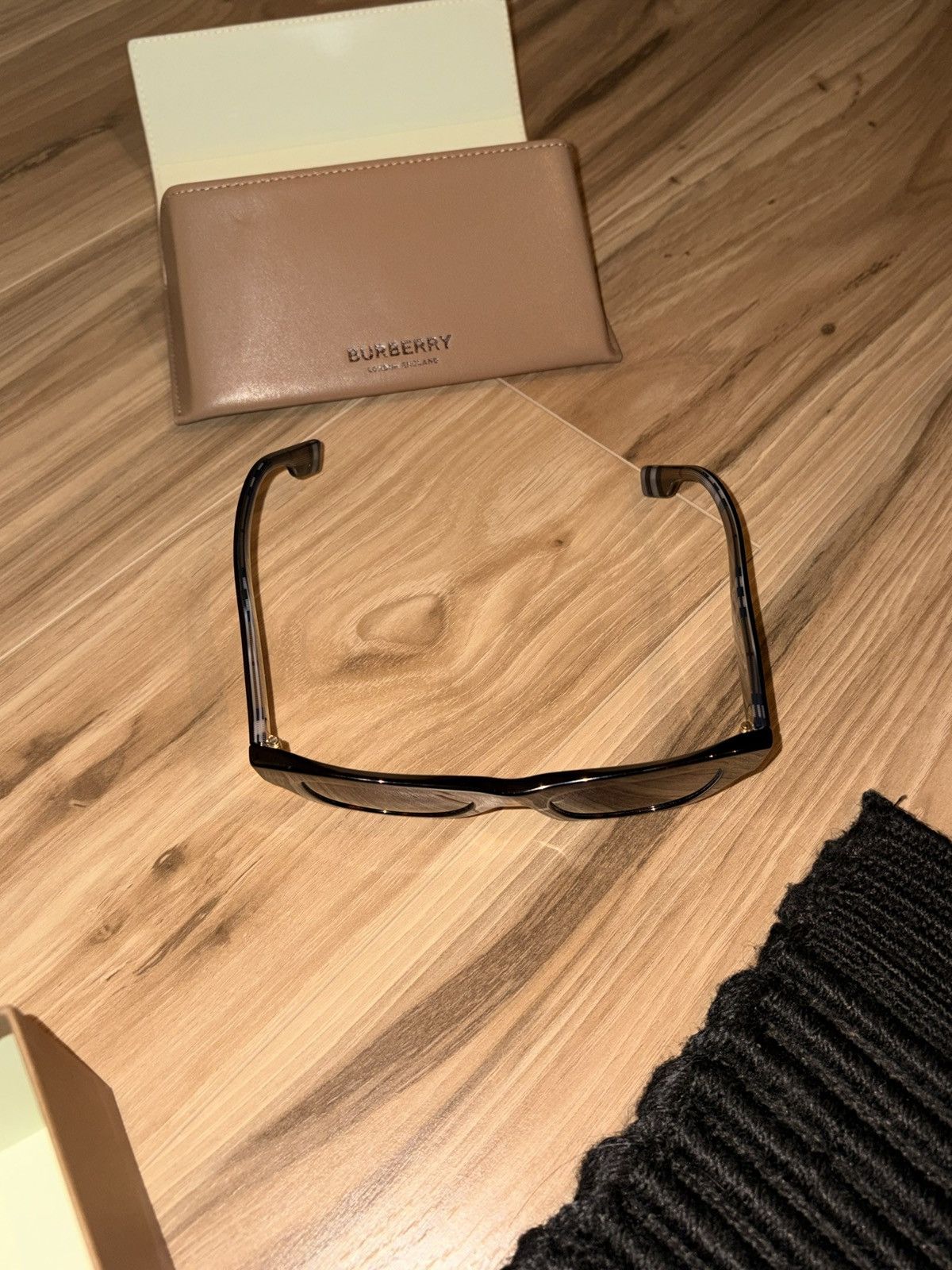 Burberry BURBERRY Tortoiseshell Ernest Sunglasses Size ONE SIZE - 7 Thumbnail