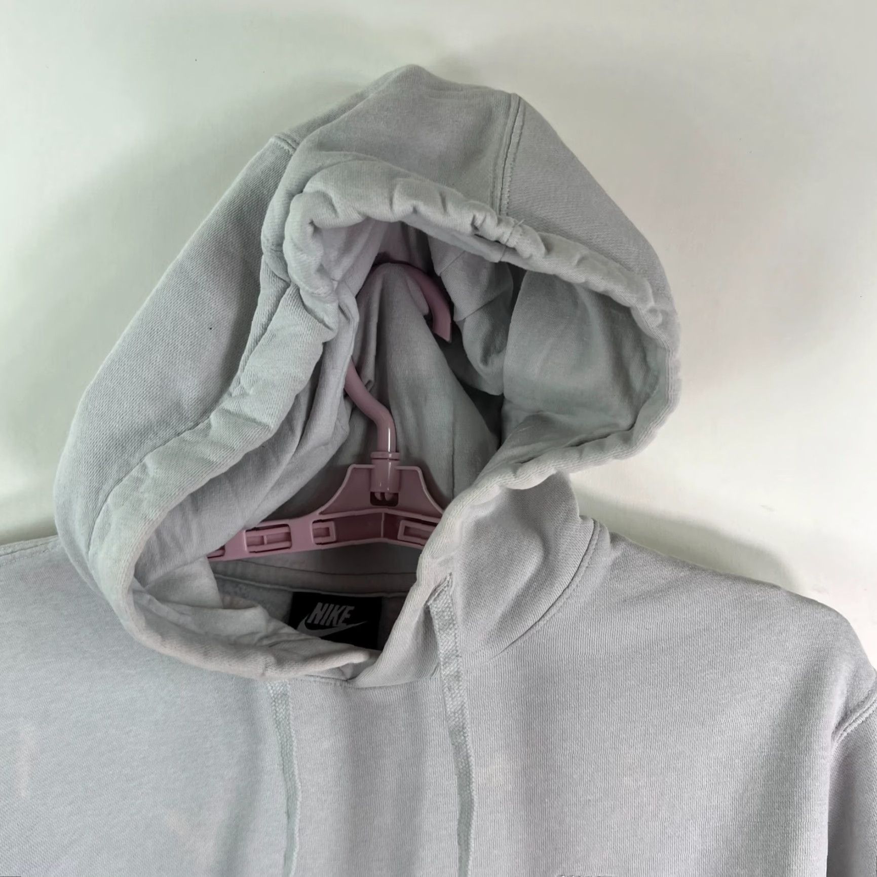 Nike VINTAGE Nike Hooded Sweatshirt Mens M Gray Pullover Hooded Sweatshirt Nike Mens Sweatshirt Gray Vintage Size M Size US M / EU 48-50 / 2 - 2 Thumbnail