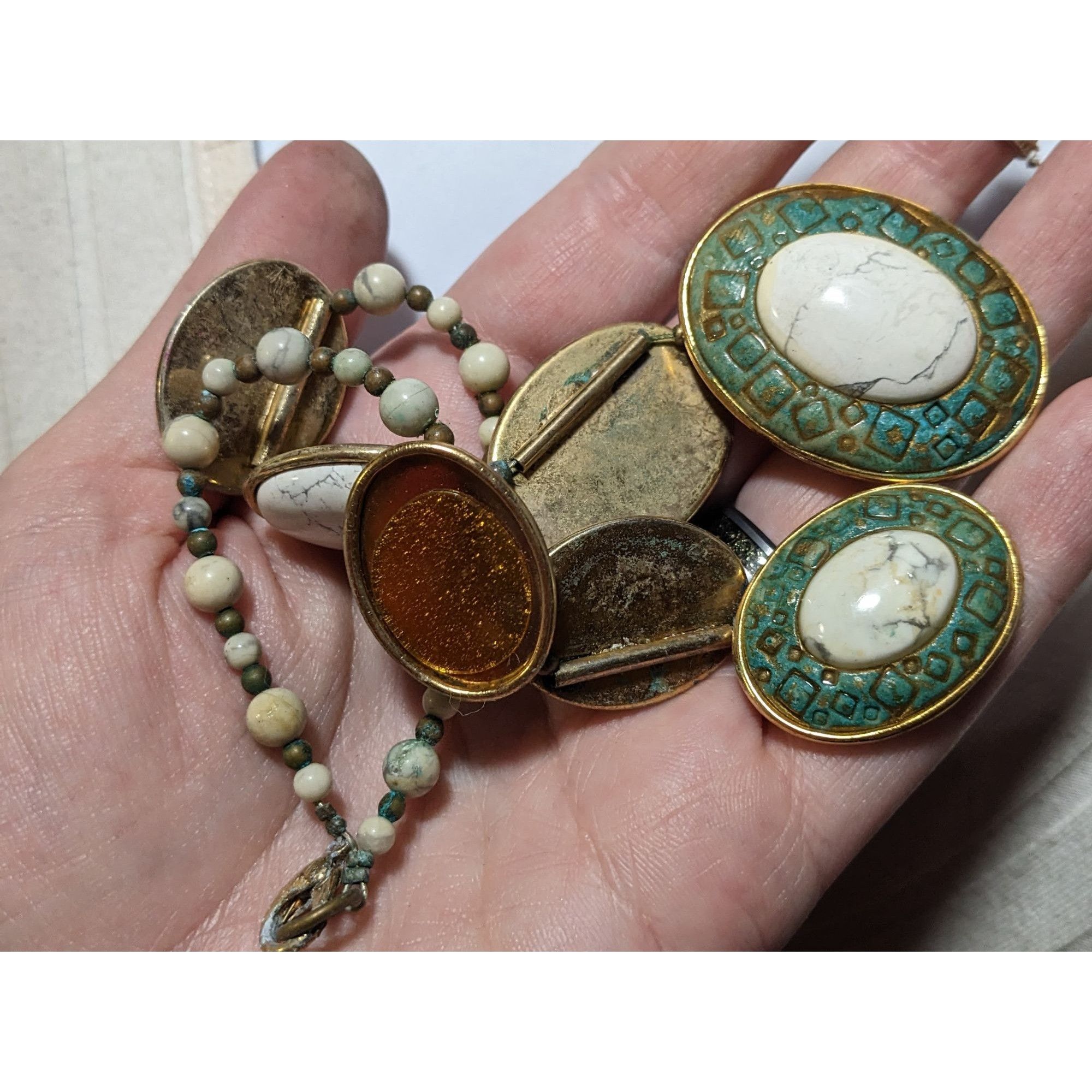 Other Vintage Carved Stone Beaded Cabochon Necklace Size ONE SIZE - 13 Thumbnail
