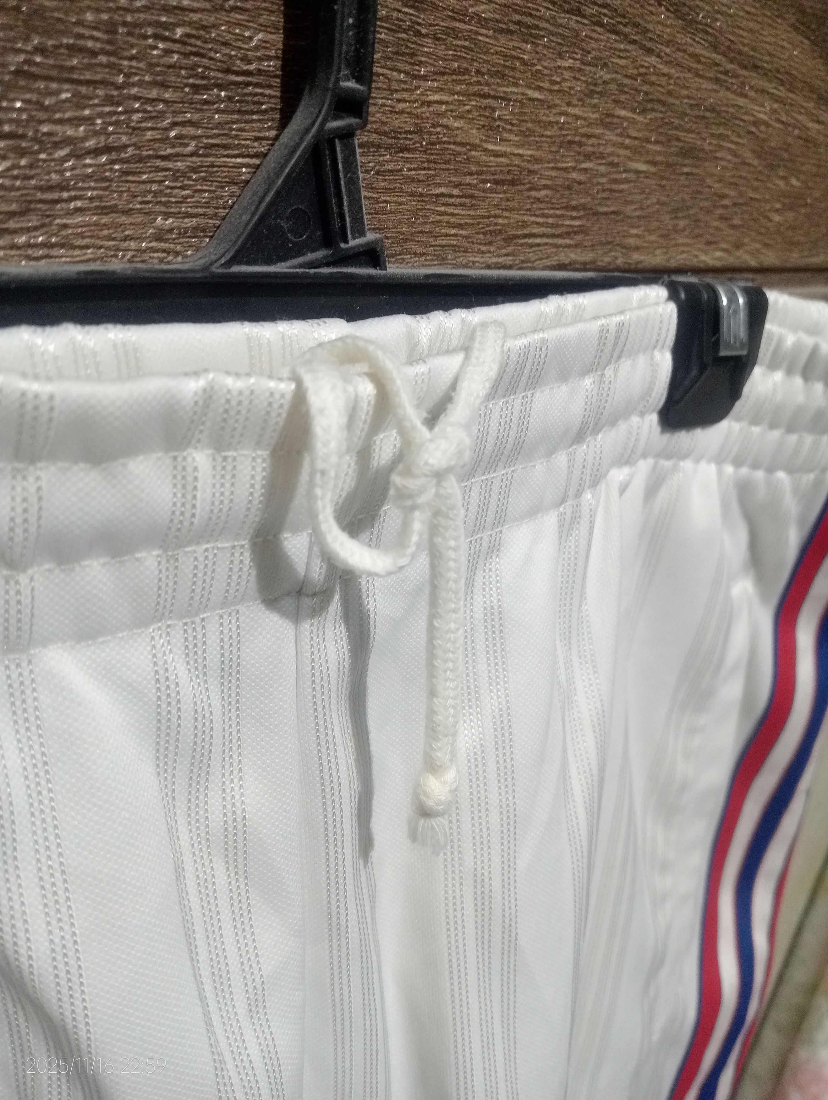 Adidas Vintage Adidas Shorts France Colourway Size US 34 / EU 50 - 4 Thumbnail