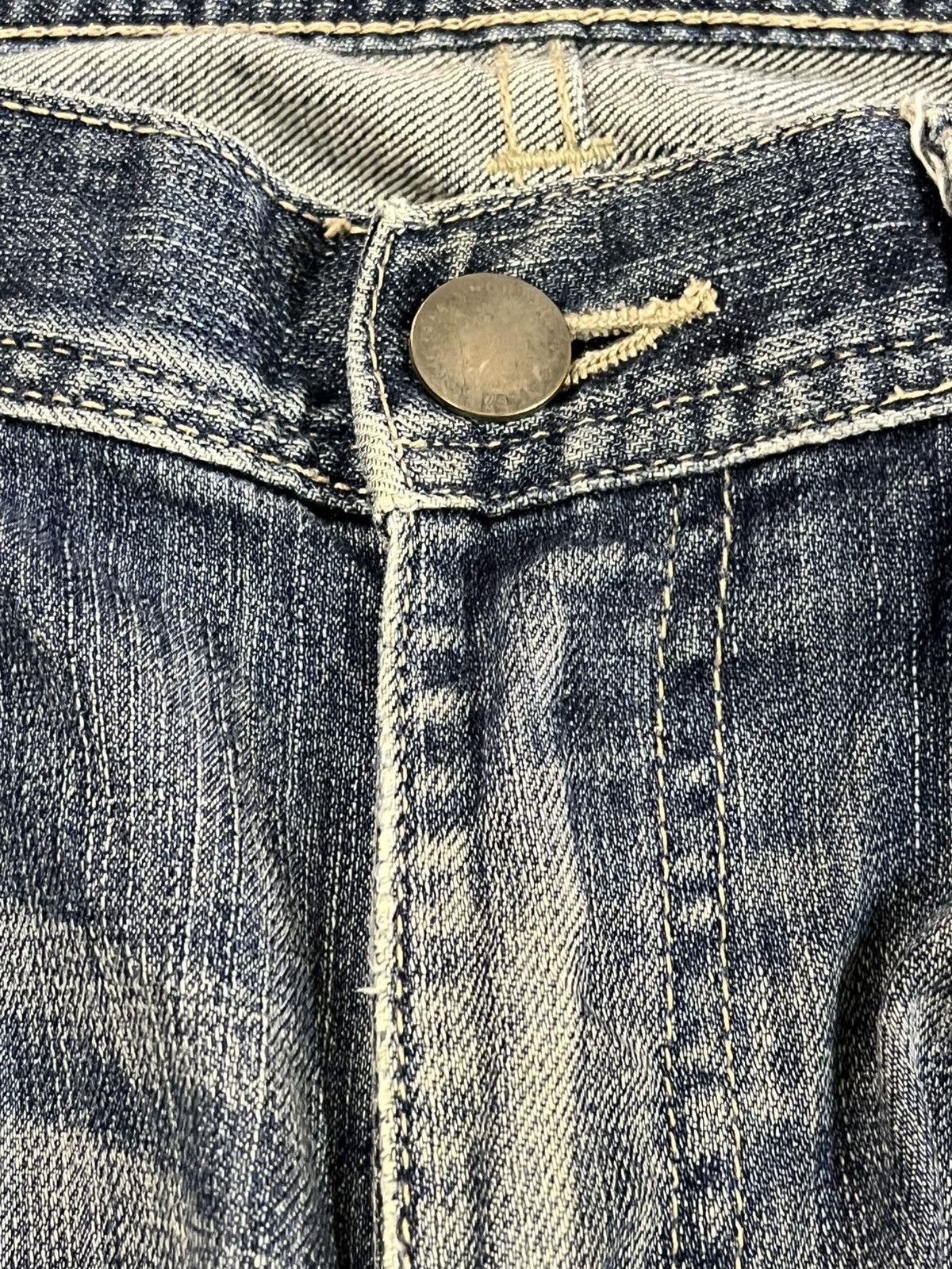 Jun Takahashi Vintage Uniqlo Jeans For Mens Mudwash Distressed Denim Size US 32 / EU 48 - 8 Thumbnail