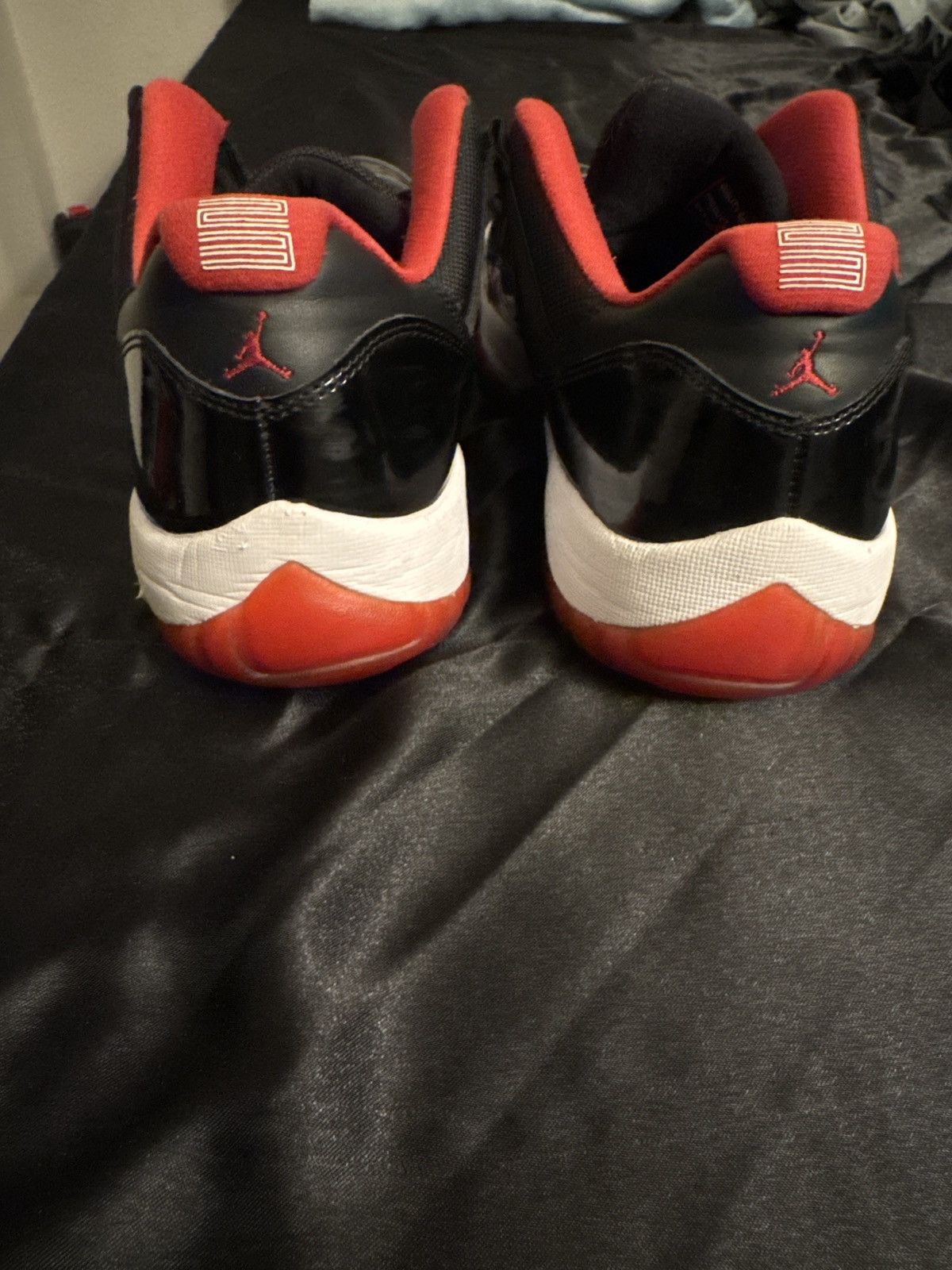 Jordan Brand Jordan 11 Bred Low Size 11.5 Size US 11.5 / EU 44-45 - 4 Thumbnail