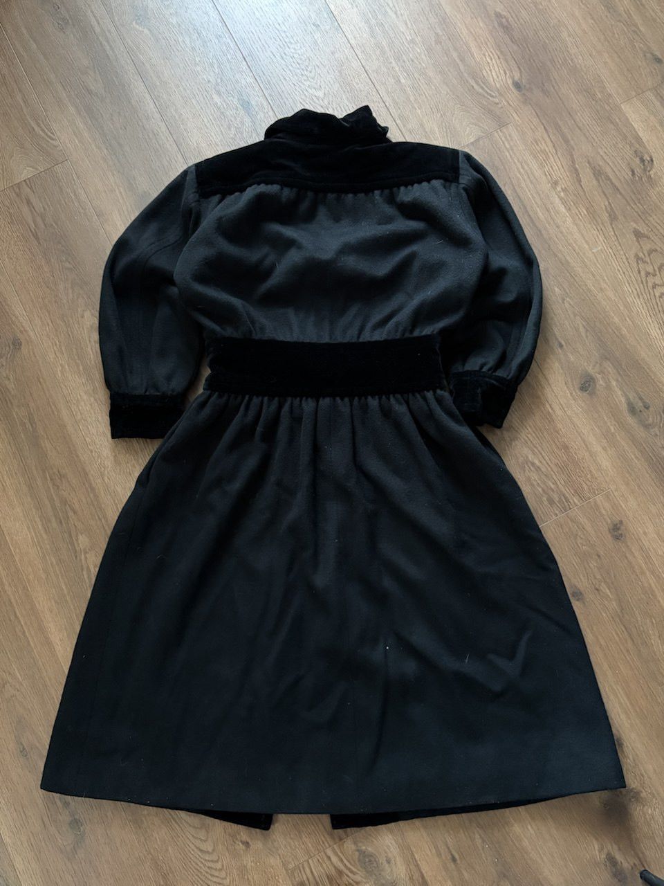 Yves Saint Laurent YVES SAINT LAURENT 1970s Velvet Coat Russian Collection Size M / US 6-8 / IT 42-44 - 3 Thumbnail