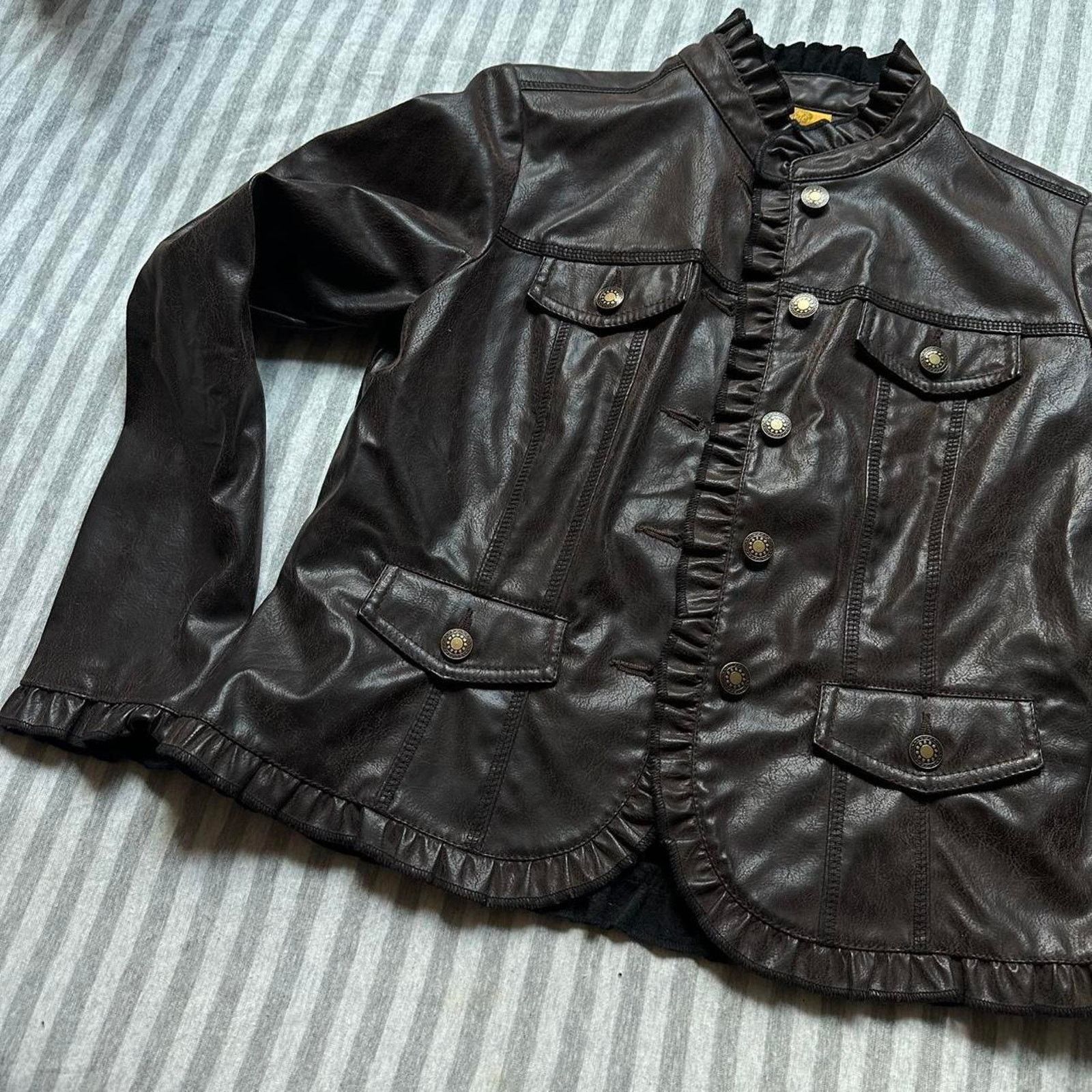 Vintage Vintage Y2K Ruffle Faux Leather Brown Tight Crop Jacket Size S / US 4 / IT 40 - 6 Thumbnail