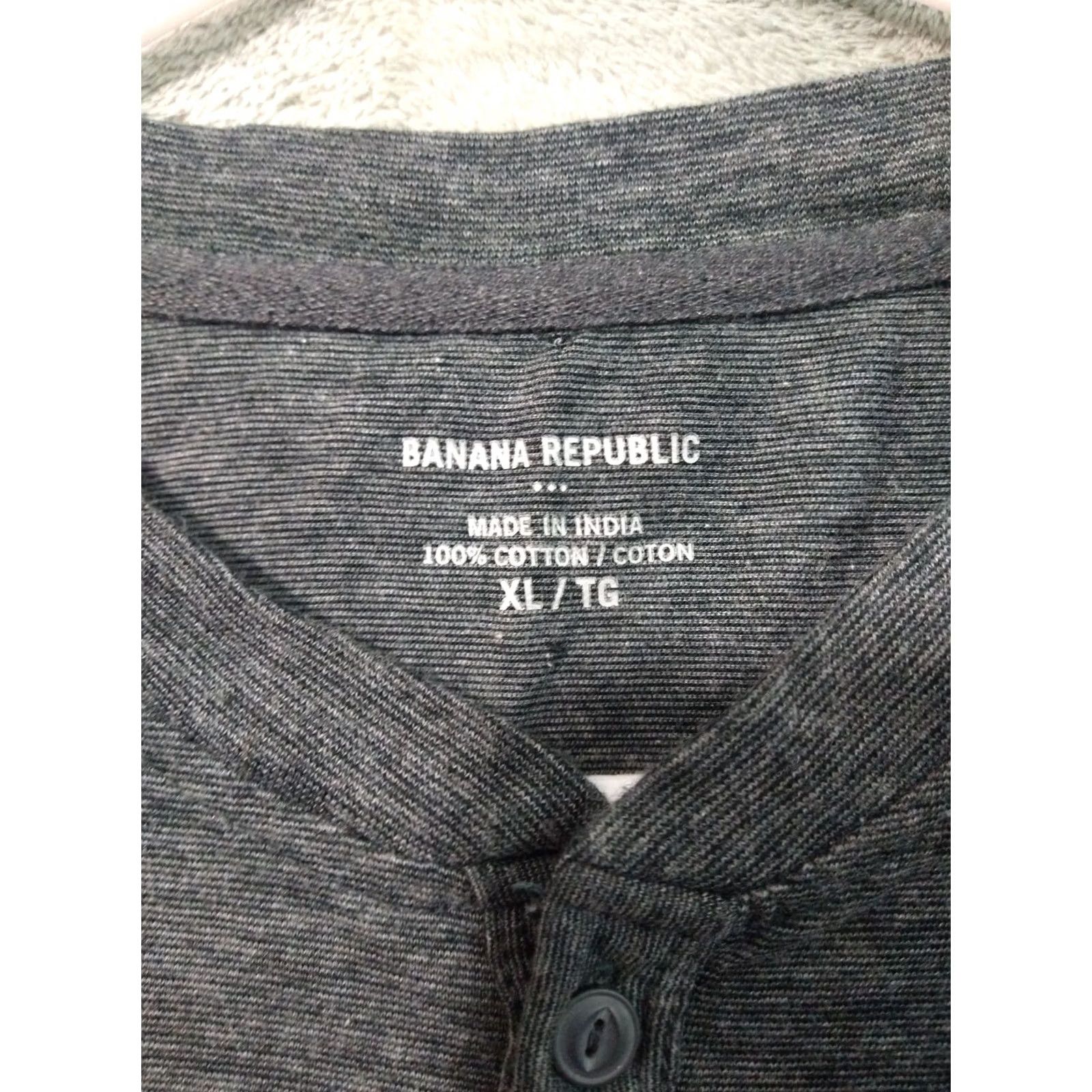 Banana Republic Banana Republic Shirt Mens XL Gray Heathered Henley Long Sleeve Cotton ShirtMens XL Gray Henley Long Sleeve Cotton Banana Republic Size US XL / EU 56 / 4 - 5 Thumbnail