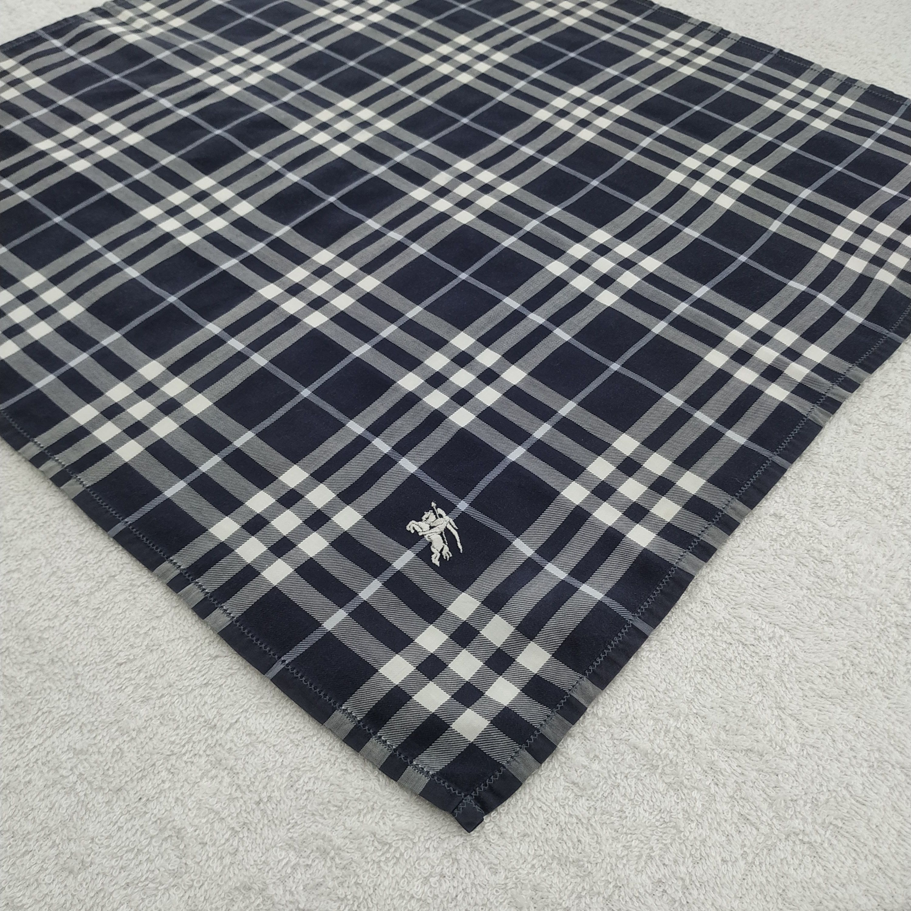Burberry × Vintage Burberry Bandana / Handkerchief / Neckerchief - S025 Size ONE SIZE - 4 Thumbnail