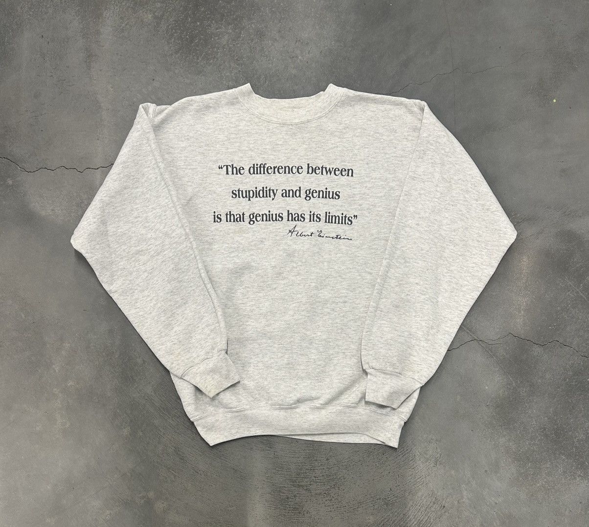 Other Early 2000s “Genius has it limits” crewneck Size US S / EU 44-46 / 1 - 1 Thumbnail
